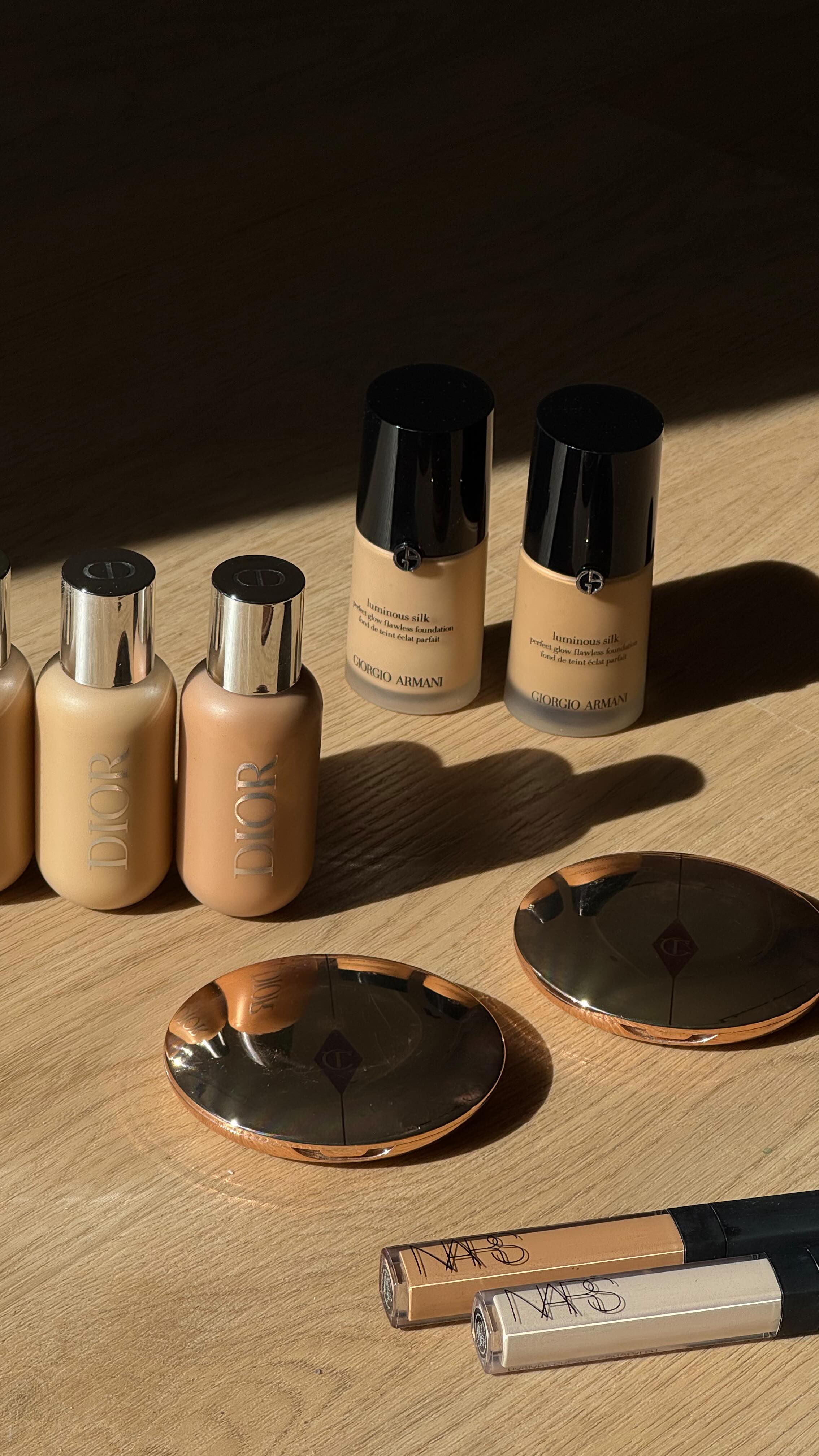 Ride or dies šŖš¼
@armanibeauty
@diorbeauty
@patricktabeauty
@makeupbymario
@narsissist
@hauslabs
@embryolisseusa
@dalba_global
@lauramercier
@hudabeauty
@laneige_us
@lancomeofficial
@hourglasscosmetics
@charlottetilbury
#longislandmakeupartist #longislandbride #longislandbridalmakeupartist #longislandmakeupandhair #weddingday #newyorkmakeupartist #bridalmakeup #beautyblogger #makeup #bride #weddingtips #makeuptips #weddinginspo #makeupinspo #destinationmakeupartist #ugc #hudabeauty #patricktabeauty #hauslabs #dalba #naturalmakeup #glowymakeup
Long Island Makeup Artist Long Island Wedding Makeup Long Island Bridal Makeup
New York Bride to be