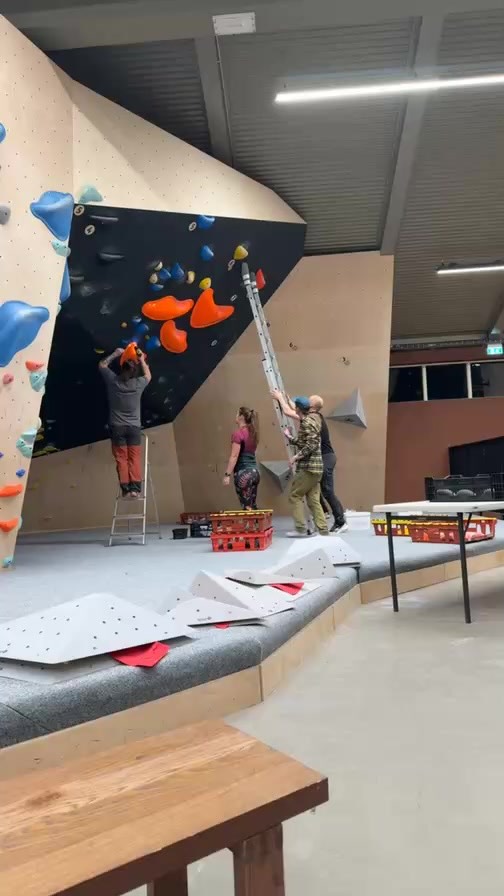 Fyrsta reset á veggnum! Gripin niður í dag, nýjar leiðir koma upp á mán og þriðjudag🤗🤗