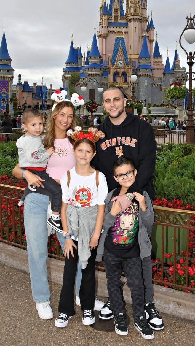 In loving memory of James.
My best friend since the 4th grade lost her husband on Monday.
James was only 31 years old.
If you know Brooke, you know her light. She’s the kind of person who, if she saw you from across a room, would scream your name and run toward you with the biggest smile and give you the biggest hug. If you know me you know i'm not a hugger. But, Brooke's hugs hit different. She has always been that way full of love, and loyal to the people she cares about.
A few years ago, Brooke lost her mom. I watched that light dim in a way I didn’t think it ever could. And the one thing that held her together after that loss was her family James and their three beautiful kids.
Now, she’s lost him too.
James fought for two months to get back home to his wife and children. He fought through machines, strokes, and unimaginable pain with one goal in mind..to be a dad again in his own house, not a hospital room. He never stopped fighting for them.
💫 MORE IN COMMENTS ✨