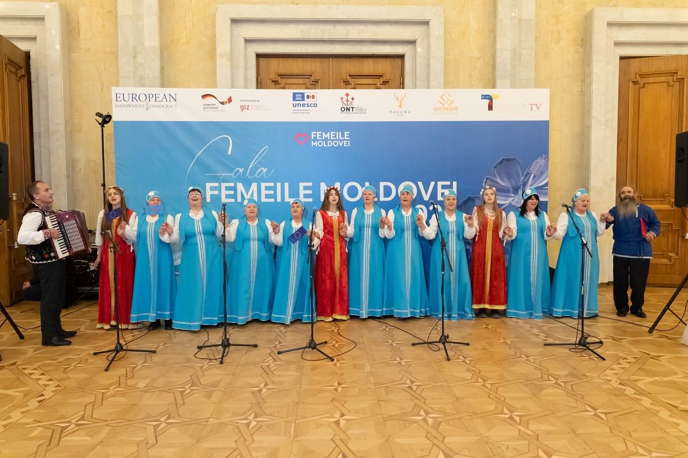 Gala “Femeile Moldovei” 2025 💙🤍🩵
#gala #femeilemoldovei #moldova #ianastantieru #femeipentrufemei #femeicareinspiră #bărbațiimoldovei