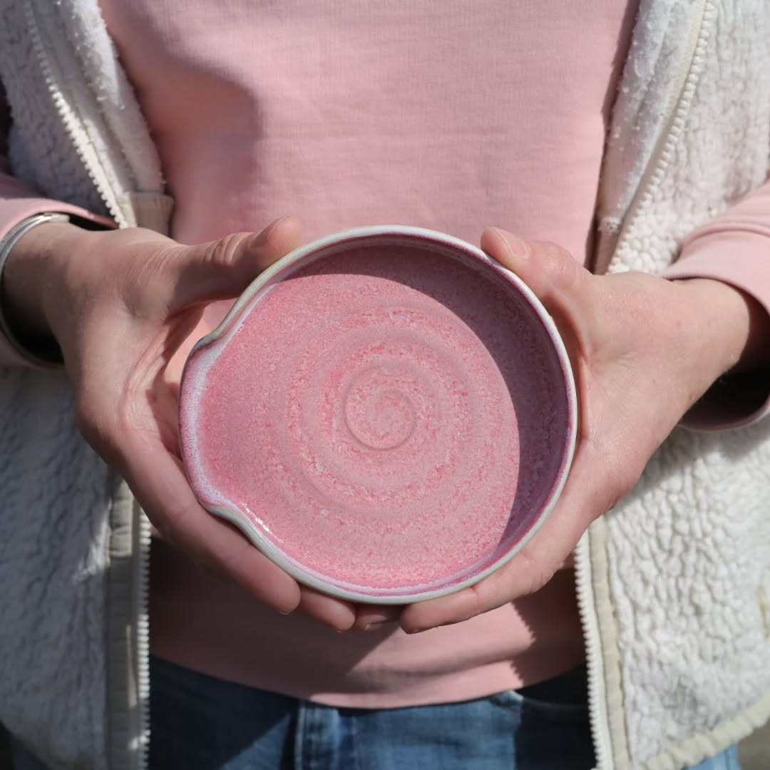 Spoon Rest Plate
I have made about 300 of these since the first one I made in April. It is a really fun and useful little product, and that is probably why it's sold out... But stay tuned because I'm working on one more batch before the end of the year. It won't be in time for Christmas, but if you still need a gift for the new year, many more colors are on the way.
DM if you have a color request.
*The best model with a really fun color match coincidence! đ
#inthekitchn #youneedthis #spoonrest #love_pottery #pottery #pottenbakken #kitchenware #lovecooking #plate #cookingspoon #ceramics #ceramiclovers #newyeargift #handgemacht #handmadewithlove