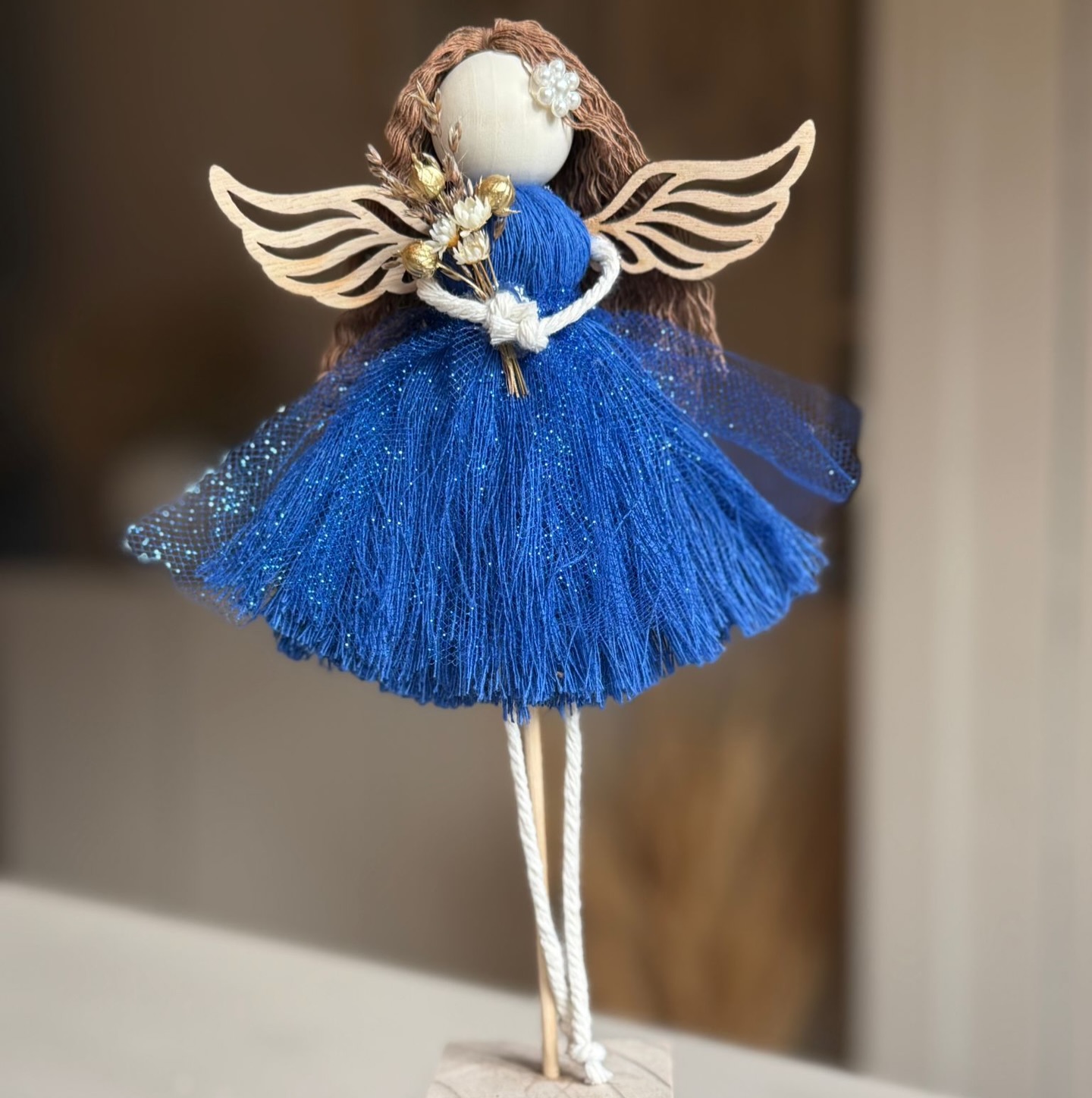 Neue Farbe online erhältlich 💙
#laviaatelier #lvatelier #besondersfürdich
#jesmonite #jesmonitedesign #jesmonitehomeware #handmade #homedecor #homedecorideas #homedecoration #deko #geschenkidee #handmadegifts #wohnaccessoires #interior #decorideas #kerzen #candles #makrameeengel