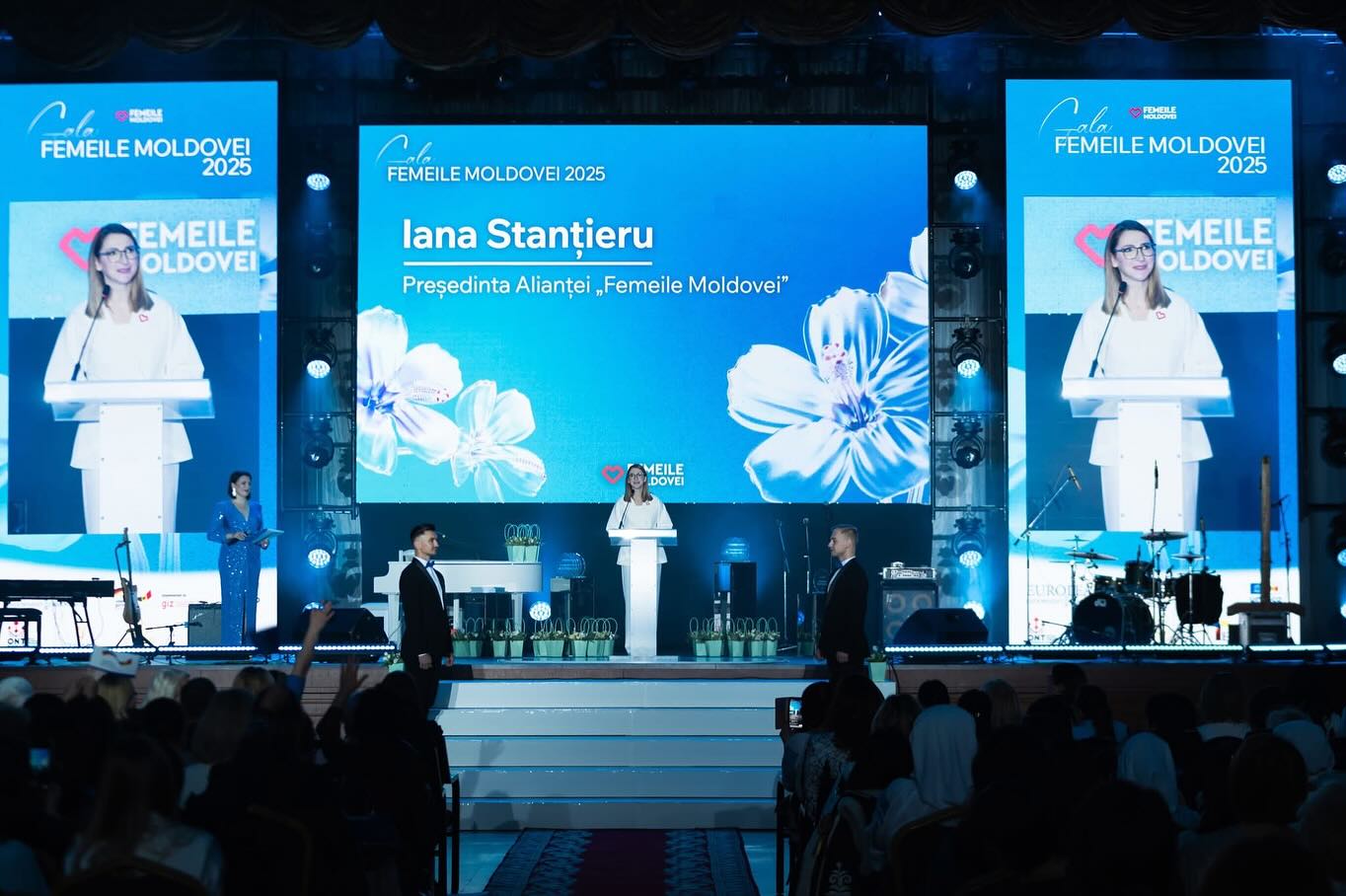 Gala „Femeile Moldovei” 2025 – O zi în care am pus lumina acolo unde de prea multe ori a lipsit
Am trăit împreună una dintre cele mai emoționante și necesare seri pentru Republica Moldova: Gala „Femeile Moldovei” 2025 – un eveniment în care am ales să celebrăm nu doar succese, ci și curajul, rezistența, munca invizibilă și puterea femeilor din toate colțurile țării și din diaspora.
#femeilemoldovei #femeilesusținfemei #galafemeilemoldovei2025 #moldova #ianastantieru #gala #femeicareinspiră