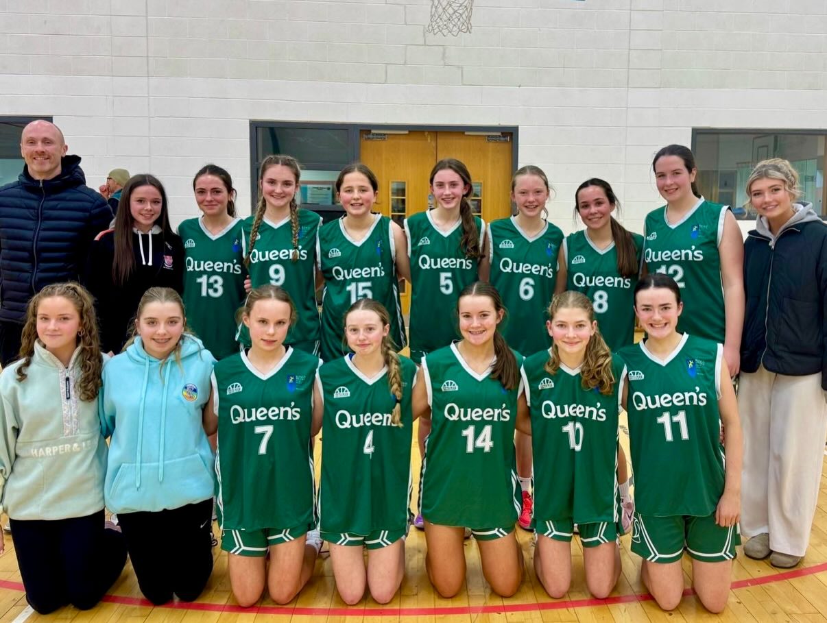 Congratulations to Rockportian Helena, who moves back to Spain at the end of this term. Helena has not only thrown herself into Rockport life, but has become an integral member of Queen’s Basketball Club in the time she has been here. Her coach said “Helena has been a fantastic presence within the group…she will be greatly missed by players and coaches alike.”
Helena leaves the team sitting at the top of their league, having played a huge part in their success this term. Well done Helena 👏