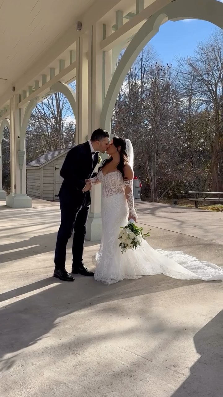 From “I do” to this is us.
Mr. & Mrs. Cecce had their moment, and we’re just lucky we got to be a part of it 🤍
Vendors
@eventshoppe
@royalvenetian
@digitalxent
@joeghost
@nb_beaute
@inkandkeydesigns
@focuswedding
@tremaribakery
@torontolimorentals
@thelolstudioco
#torontoweddingplanner #luxuryweddingtoronto #vaughanweddings