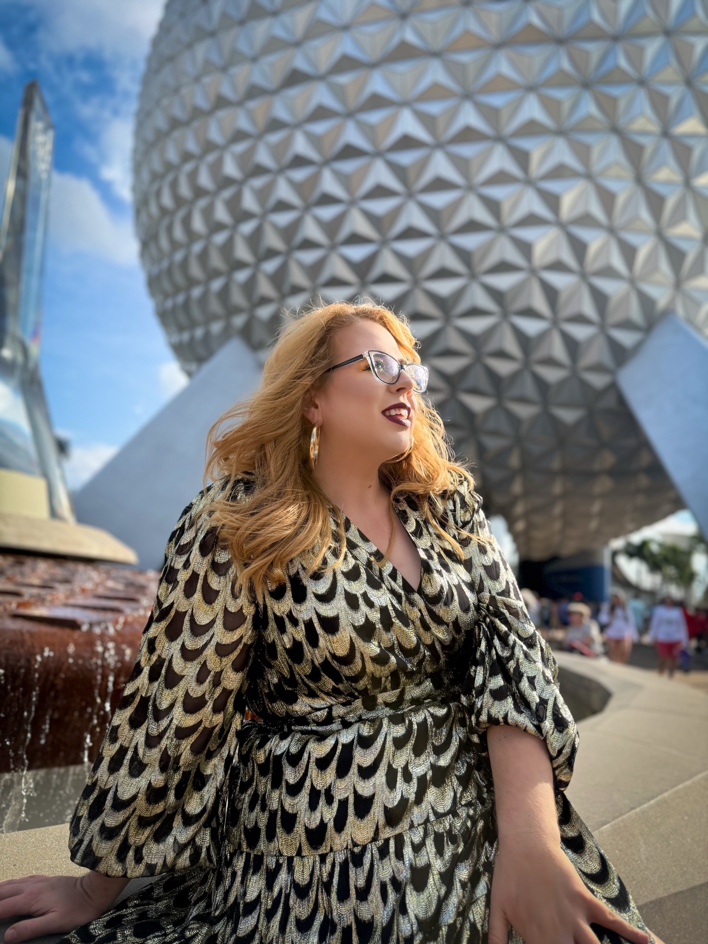 Feeling ✨golden!✨
Finally getting around to posting some photos from Dapper Day! These ones were taken by @bibbidi.bobbidi.beard
#dapperday #epcot #dressedup #thedapperdanielle #golden