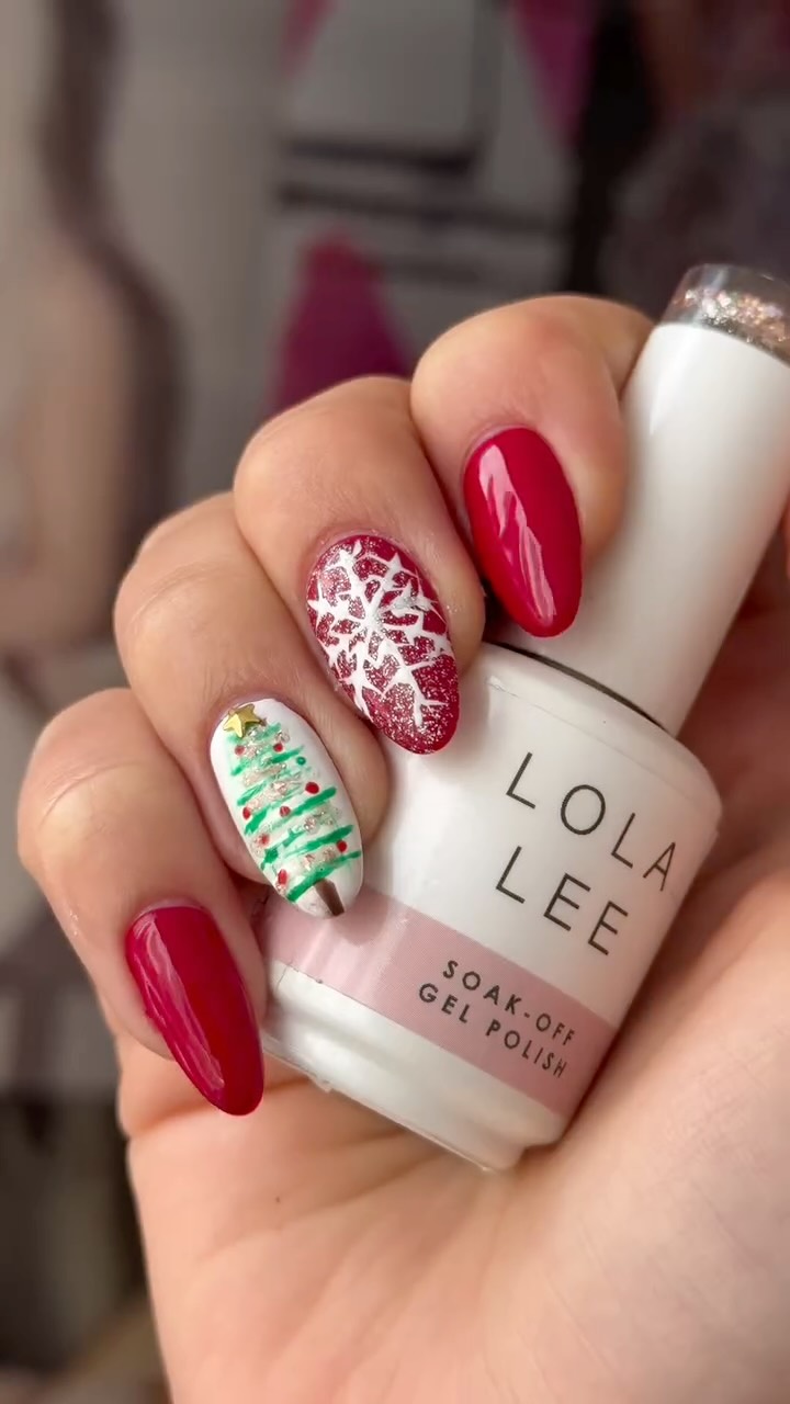 Only 10 days until Christmas… the final countdown is officially ON ❄️🎁
If you haven’t booked your festive glam yet, this is your sign — last-minute appointments are filling FAST 💅🏼✨
From blowdries to gel manis, lashes, brows and full glam moments…
This is where Dubai gets ready for the most magical time of the year 🎀✨
📍 12 locations across Dubai
💖 DM to book your festive glam now ✨
#TheSalonDubai #FestiveSeasonDubai #ChristmasInDubai #DubaiBeauty #DubaiNails