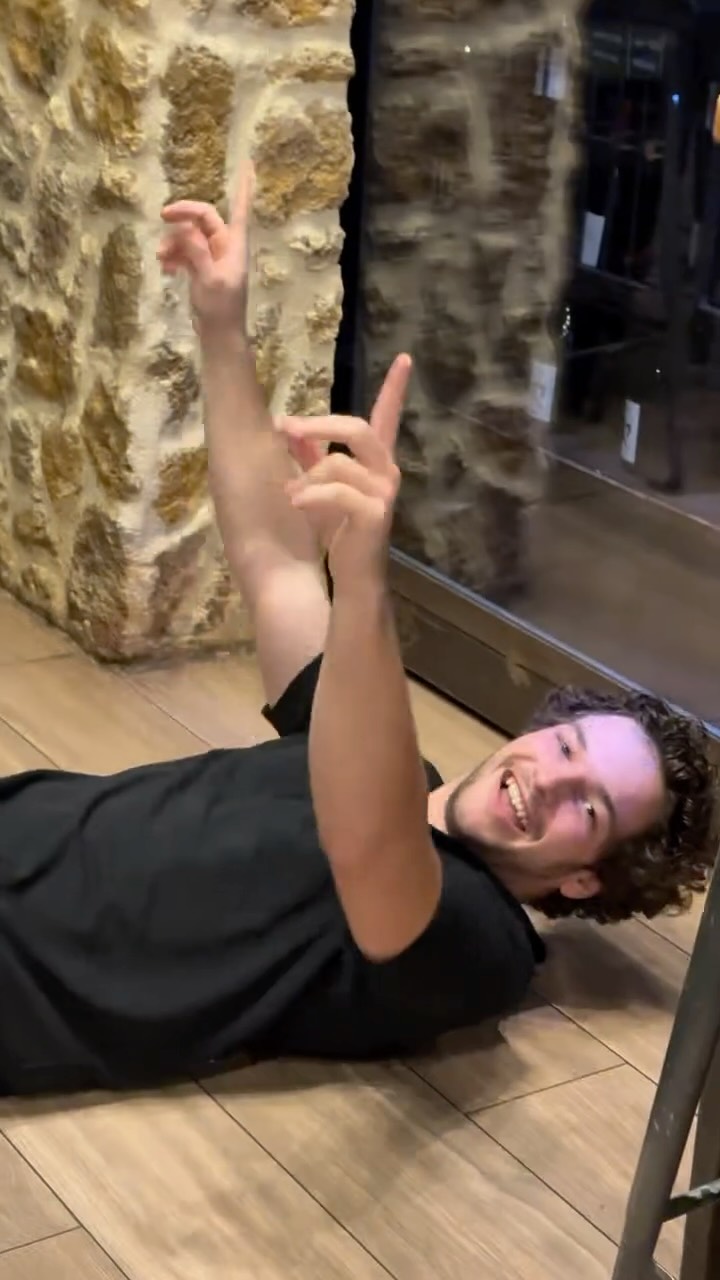 LA CONFIANCE, C’EST À LA ROSA NEGRA 🌶️
Fais-nous confiance et passe nous voir !
#toulouse #toulousaine #restaurant #tapas #rosanegra #croquetas #bar #apero #apéro #food #foodtoulouse #bonnesadresses #sortiratoulouse #instafood #latinalife #ambiancelatina