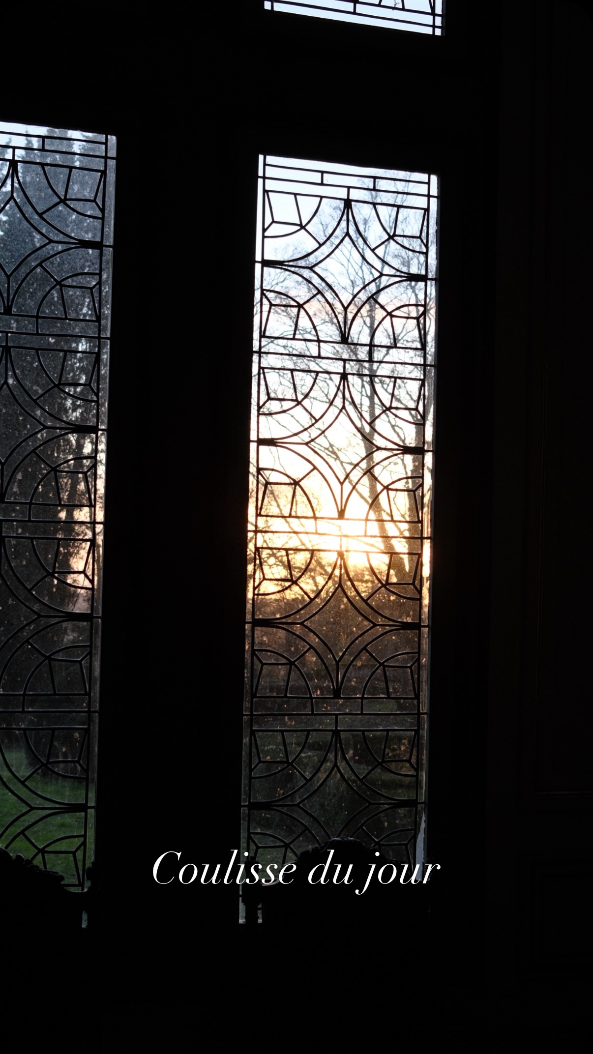 On parle souvent d’algorithme…
Mais parfois, il faut juste sortir avec des flyers 📄😉
🎄 RDV le 20 décembre au Château
PS : Toujours dans la bonne humeur 😊
#viedechateau
#coulisses
#evenementnoel
#chateaudelavillaumaire
#indreloire
#touraine
#evenementlocal
#noelauchateau
#entreprendreautrement