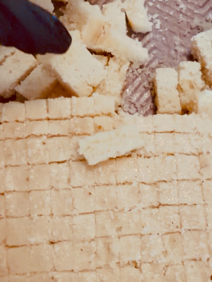 Part of The Zuppa Inglese Chronicles 😆 (longest gelato process so far...excluding the infused gelati flavors). After waiting nearly a month for Alchermes from Italy, I'm finally making the sponge cake... 🤗🤷♀️