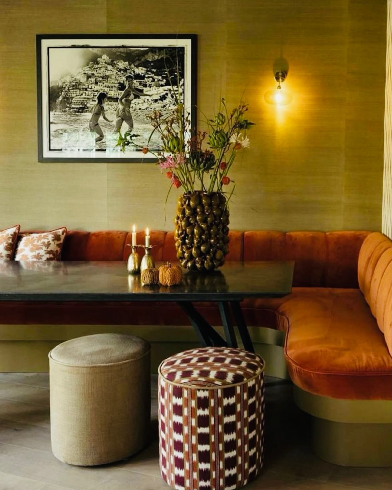 Quanto mais alto o padrão, maior a importância de decisões claras. Improviso custa caro .
#luxuryhomes
#luxurylifestyle
#décor
#breakfast
#breakfastroom