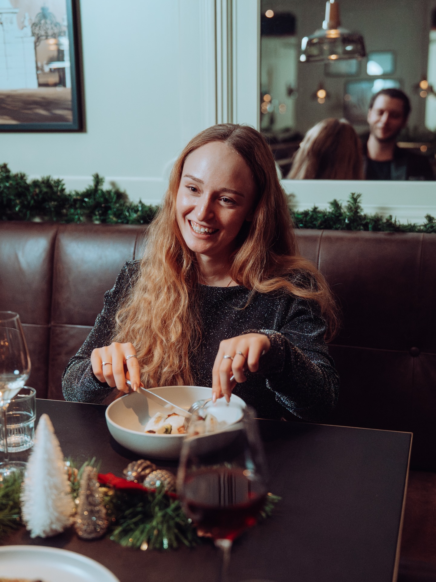 Behind the doors of Eugen21, the holidays shine brighter. Step inside and discover the magic waiting for you. 🎄✨ Hear the laughter, feel the warmth, taste the magic – the holidays at Eugen21 are more than a celebration, they’re an experience for all your senses.
#Eugen21Magic #ViennaDining #foodievienna