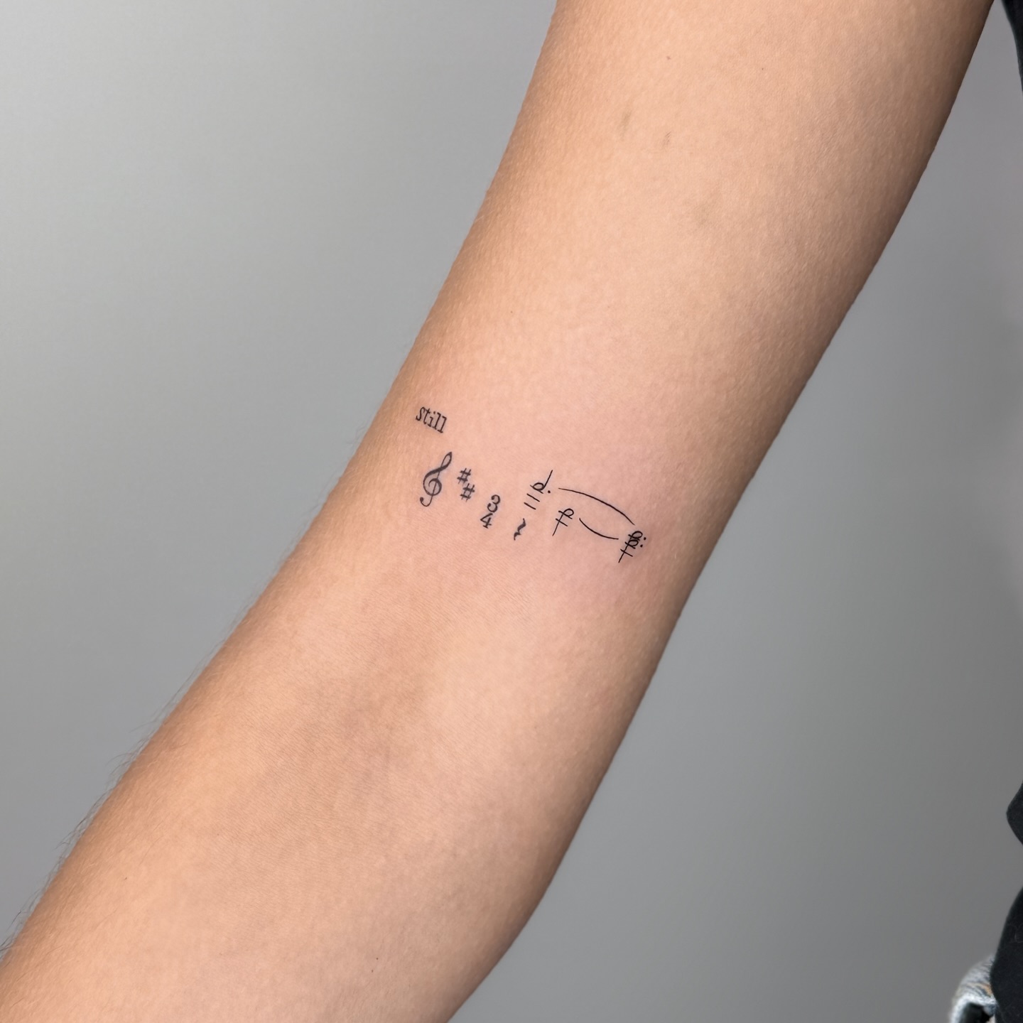 Januar Slots füllen sich schnell 🤍
Wenn du schon lange über dein Tattoo nachdenkst – das ist dein Zeichen.
📩 Termin jetzt buchen – solange noch Plätze frei sind
Link in Bio ✨