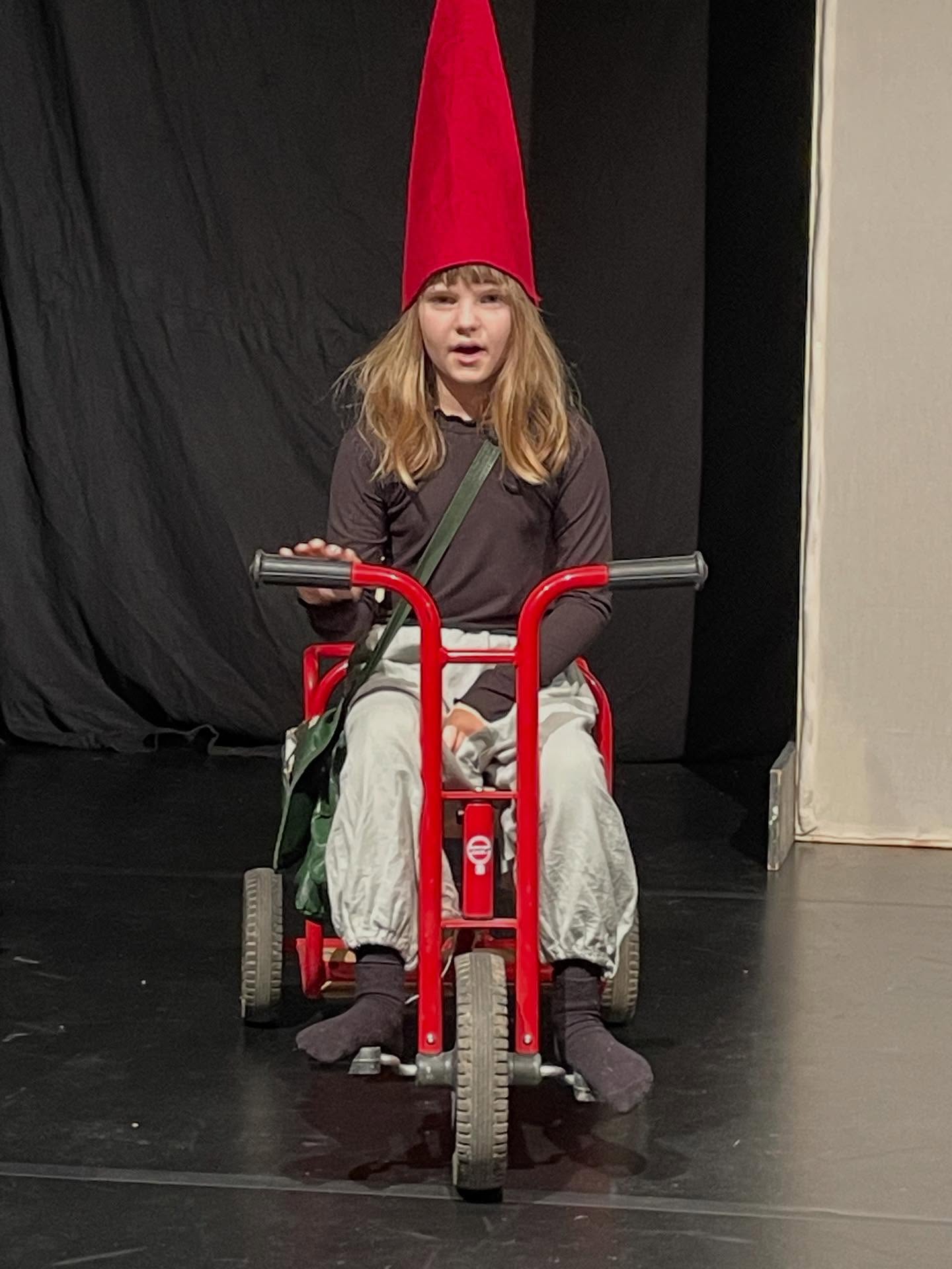 👊 I KAN GODT GLÆDE JER TIL JULETEATERET I DAG!!! 💪🏼✨✨Vi ses 🤗