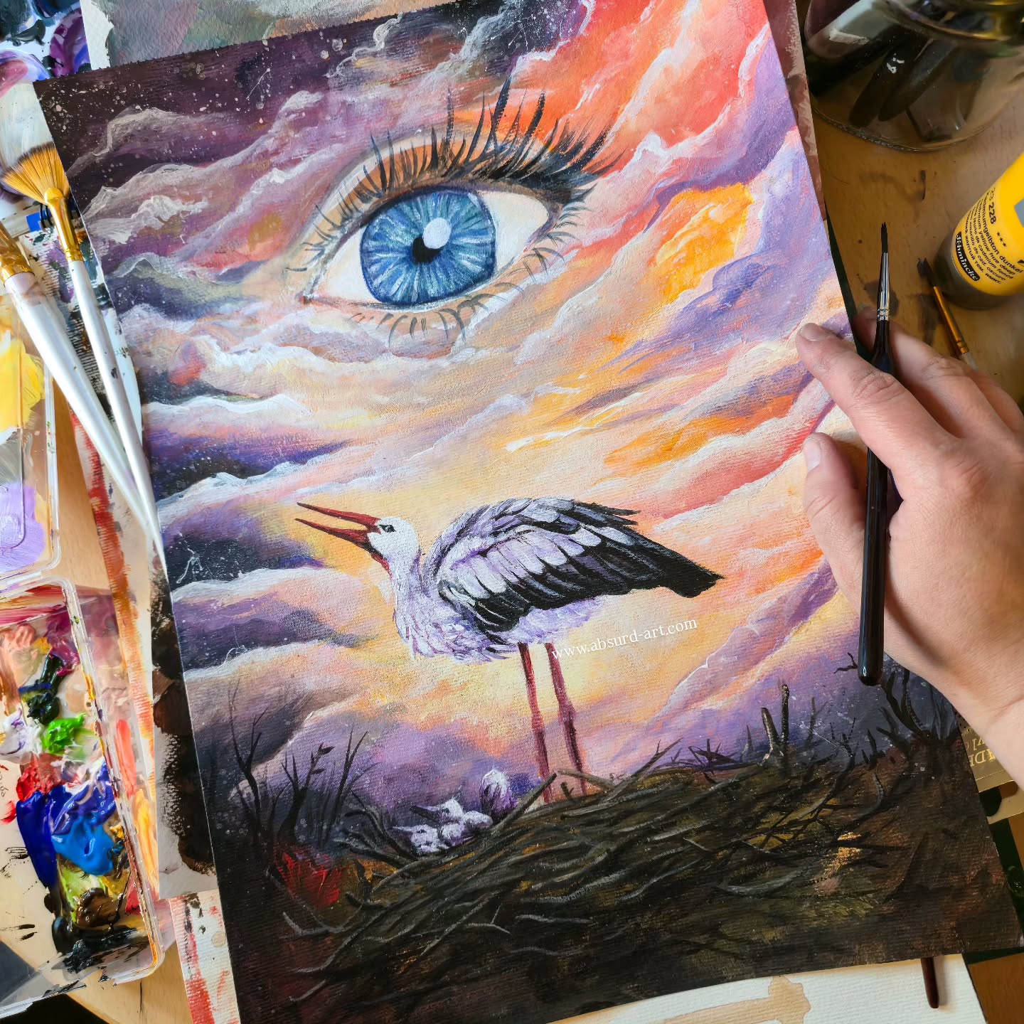 Geborgenheit, Schutz und Entfaltung.
Nach langer Zeit ein neues Kunstwerk. Entstanden in den letzten Zügen der Traumatherapie. Ich konnte endlich wieder entspannt malen. Das ging lange Zeit nicht mehr.❤️🩹
Wie findet ihr das Werk? Ist wieder ganz anders als meine bisherigen Arbeiten und ich bin ausschließlich bei Acrylfarben geblieben. Verrückt. :)
#acrylicpainting #birdpainting #animalportraits #surrealart #surrealartwork #handpaintedart #acrylicpaintings