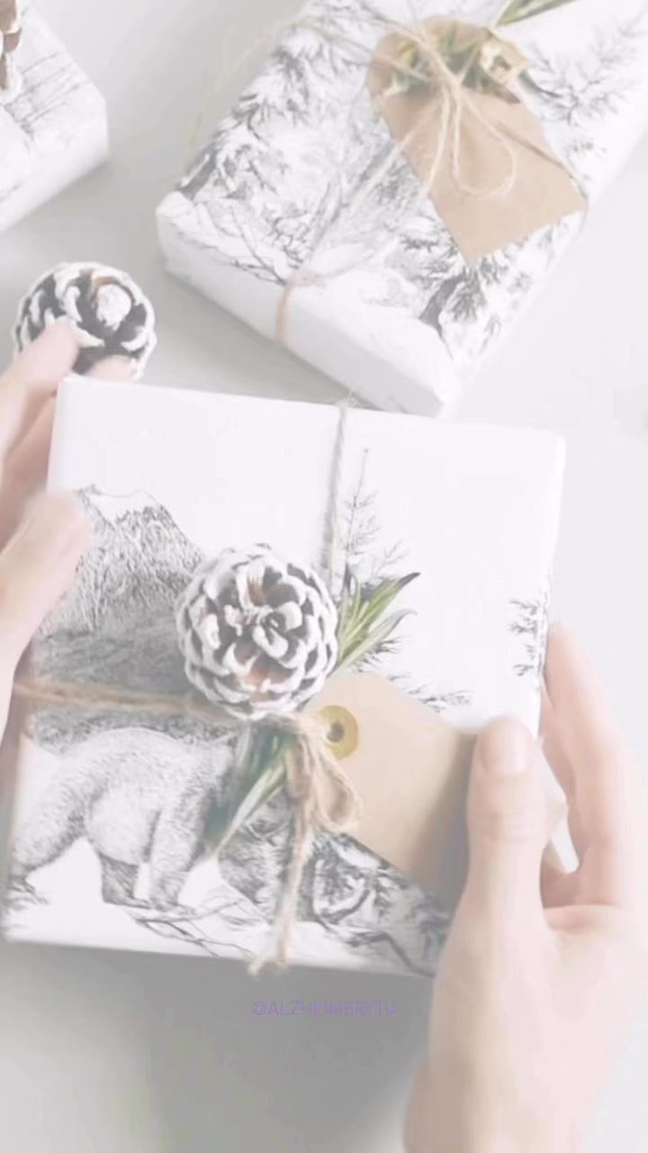 🎄 No todos los regalos se envuelven. Pero si vas a hacerlo… que también nutran la memoria, el confort y el corazón de tu ser querido con Alzheimer.
¿Qué otro regalo considerarías? 🎁 Te leemos en los comentarios
#AlzheimerYTú #AlzheimerNoEsOlvido