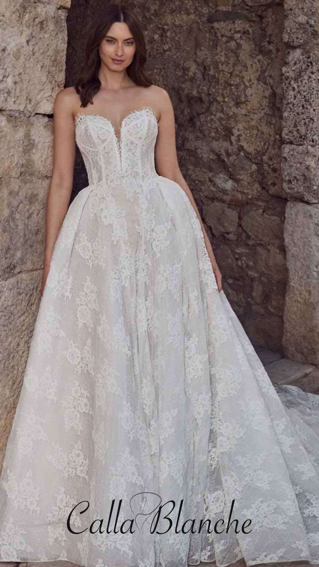 The basque waist brings a sculptural elegance, rooted in tradition yet strikingly modern 🫶🏻
By dipping below the natural waistline, it elongates the torso, cinches the waist and sculpts the silhouette with architectural drama.
Brides love it because it delivers impact through structure.
Minimalist yet powerful, the basque waist is trending for all the right reasons. And the best part? You don’t have to know it’s your style before you walk in.
We’ll help you try on, compare and discover the details that make you feel incredible, even the ones you didn’t expect to love 🤍
#weddingdresses #bridalgown #isaidyes lux bridetobe 2026bride weddingdressshopping realbride derbyshire basquewaist