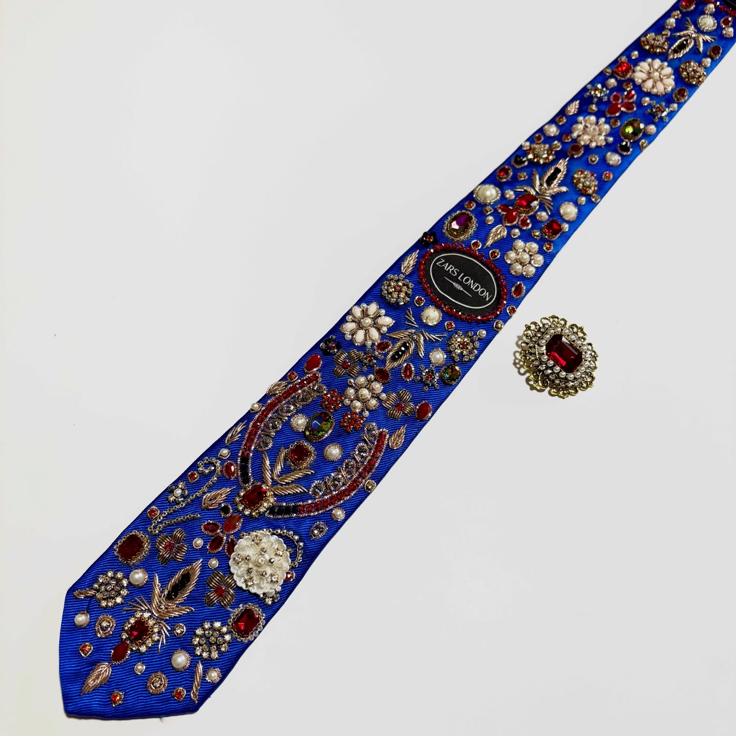 SALE! SALE! SALE! now at zarslondon.com… free brooch to cover logo! #sale #luxury #christmas