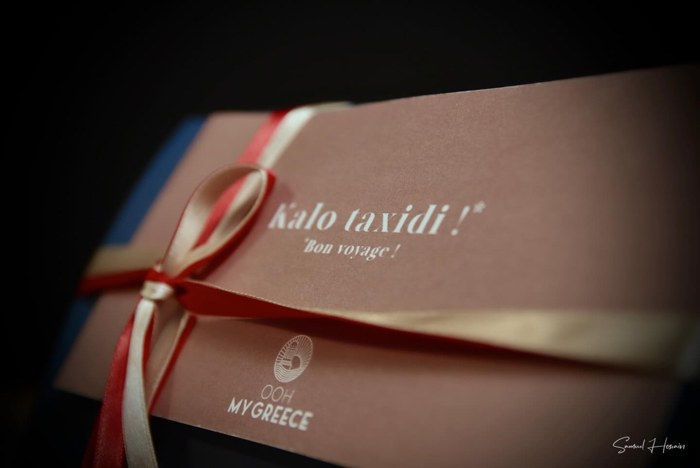 FR>Offrir du soleil 😎 en plein hiver ? Le chèque cadeau Oohmygreece 🎁
✨ Flexible
✨ 100 % sur mesure
✨ Le cadeau parfait pour faire rêver
✨ L’élégance d’un voyage, la liberté du choix
ENG>Offer to the ones you love ❤️ sunshine in the middle of winter! The Oohmygreece gift voucher 🎁
✨ Flexible
✨ 100% tailor-made
✨ The elegance of travel, the freedom to choose
#chequecadeau #ideecadeau #cadeaunoël #perfectgift #xmasgift