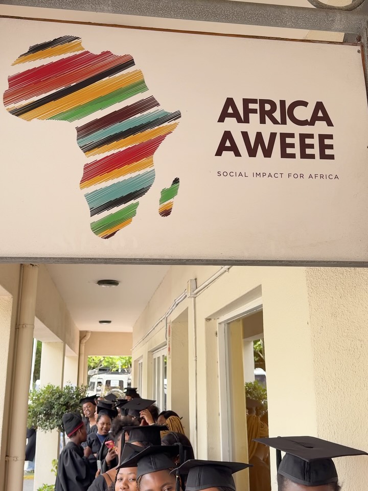 🎓 51 women. One incredible journey. A celebration of growth, strength and sisterhood.
Last Friday, we proudly celebrated the graduation of the Future Hub Class of 2025. 51 incredible women from Imizamo Yethu and Hangberg, who completed their digital skills training with us.
From the very beginning, the energy in the room was electric. With warm words from our trainers, a powerful speech by a local tech role model, moments of remembrance and joyful music from our very own choir.
Every graduate received her Africa Aweee & ICDL certificate and our Top 4 ICDL achievers were honoured with medals for outstanding performance. 🏅
We also took a moment to remember and honour Andy Kupfer, the visionary who helped build Future Hub with us. His legacy continues in every woman rising through this space.
Congratulations Class of 2025 💛 You’ve gained more than a certificate. You’ve built confidence, community and a future filled with possibility. Here’s to the bright futures ahead! Welcome to the Future Hub family, this is just the beginning 🌞
#africaaweee #futurehubhoutbay #digitalempowerment