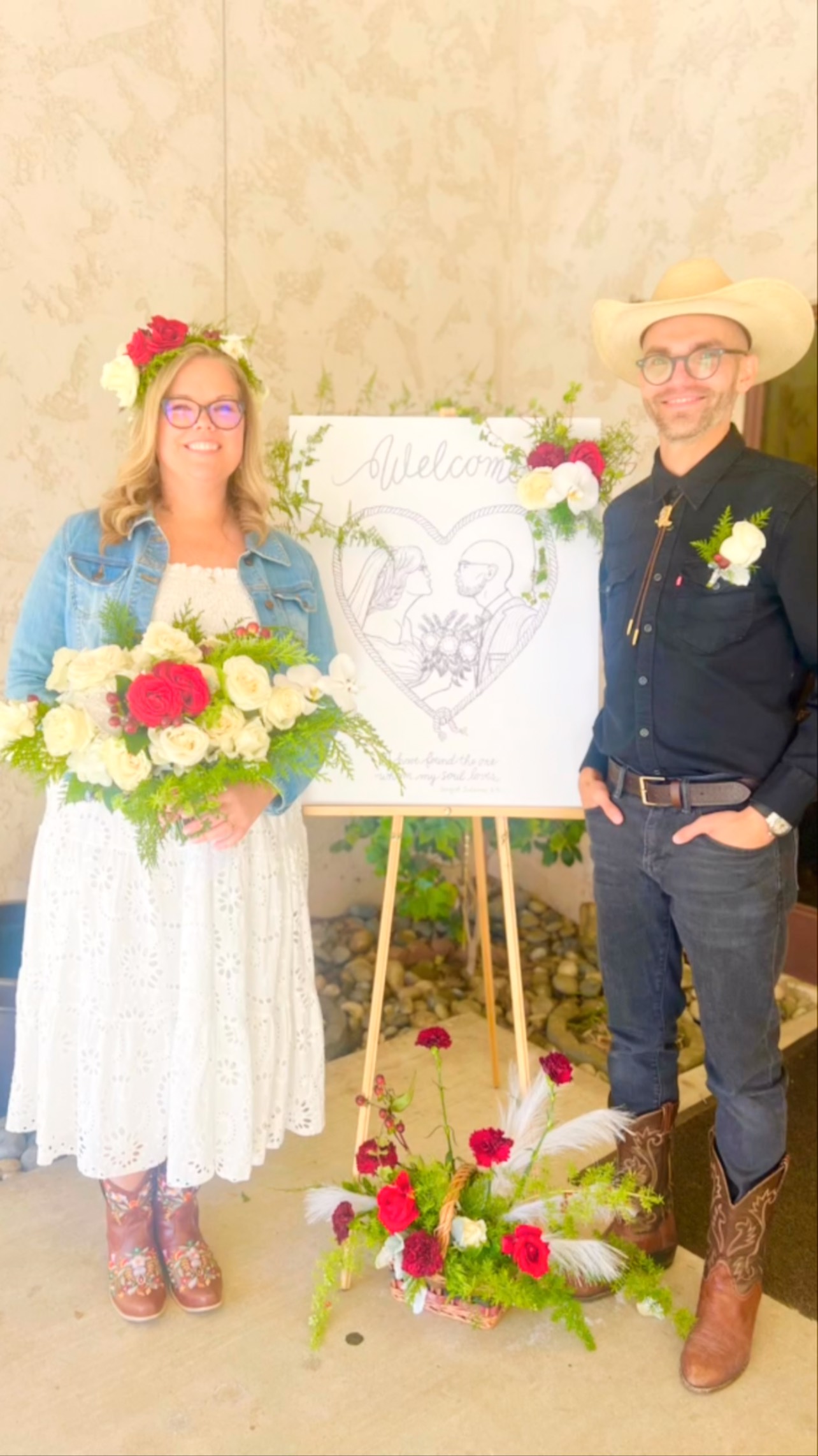 B & G wedding❤️❤️❤️💚
🌹12.6.2025
Congratulations! May your love grow stronger every day.❤️love you guys!
@staceyshippy
@amber.brooke.22
@floral_harue_christy
#wedding #church #kiss #deaf #love