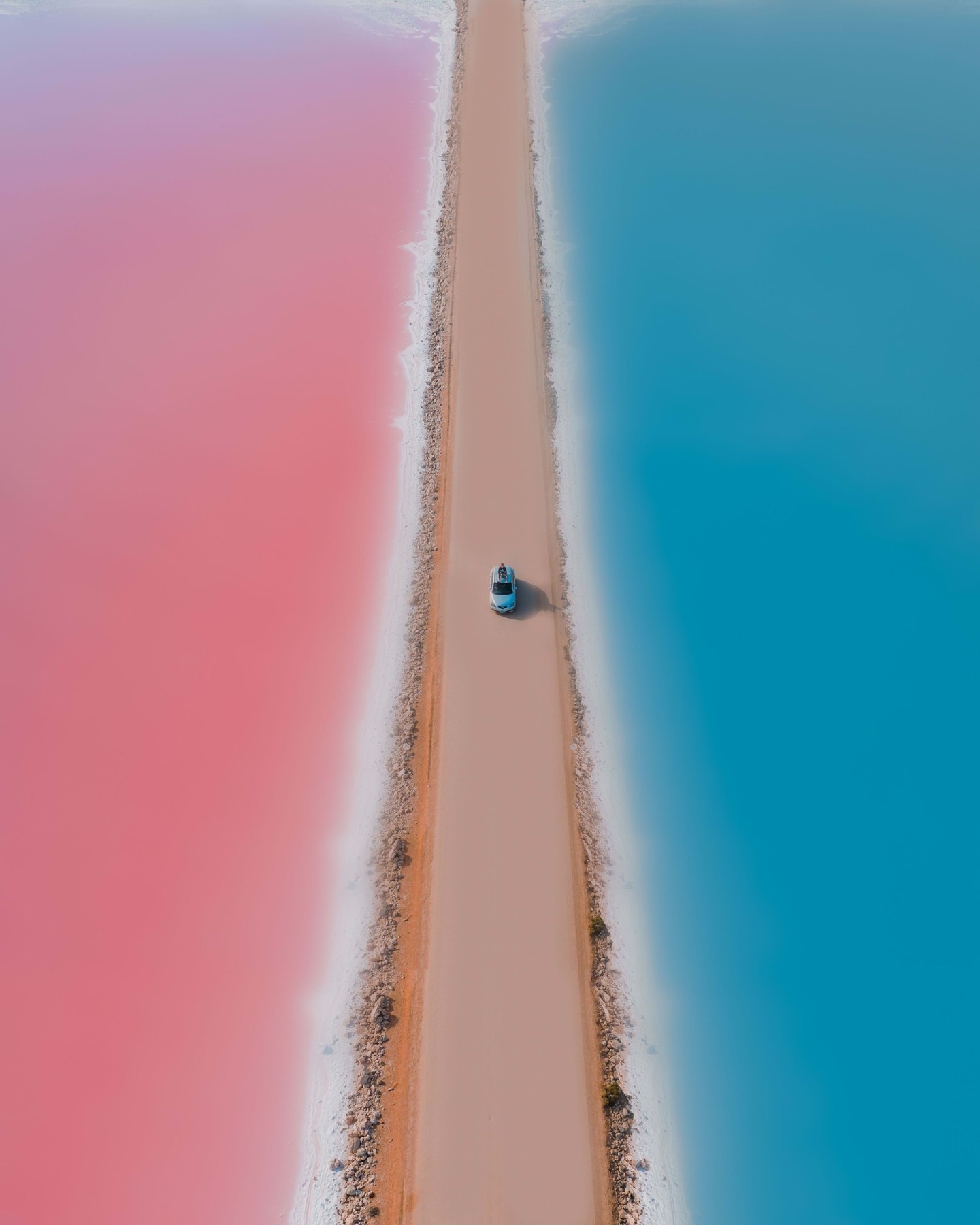 Australia is home to breathtaking natural wonders - from striking rock formations, vibrant pink lakes to crystal-clear ocean views. Discover the stunning, diverse landscapes that make every trip unforgettable. #seeaustralia @Australia 🦘
Image credit: Tourism Australia