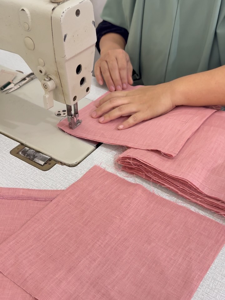 From Bali to your brand ✨
We handle bulk production with attention to detail and handcrafted quality ✅