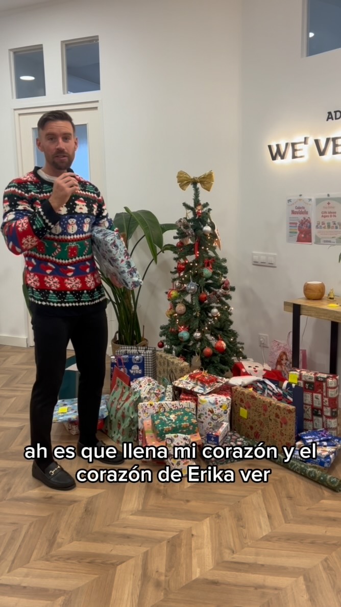 Mañana la Cruz roja viene recoger los juguetes para los niños. Gracias a todos quien han traído algo 🙏❤️ siempre podemos compartir más amor y alegria.