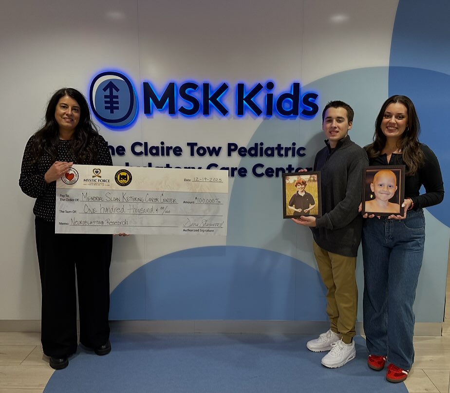 Today was our last day for holiday deliveries. Over this past week, thanks to all of our wonderful supporters, volunteers, and foundation partners we delivered toys, gift cards, hats, shrugs, family support grants and this check for neuroblastoma research. We made deliveries to St. Peter’s University Hospital in NJ, Florina Cancer Center in Staten Island, MSKCC in NYC and RMH-NYC. We are grateful for everyone who made this holiday season so special for the children and families we serve! ♥️🎗️♥️