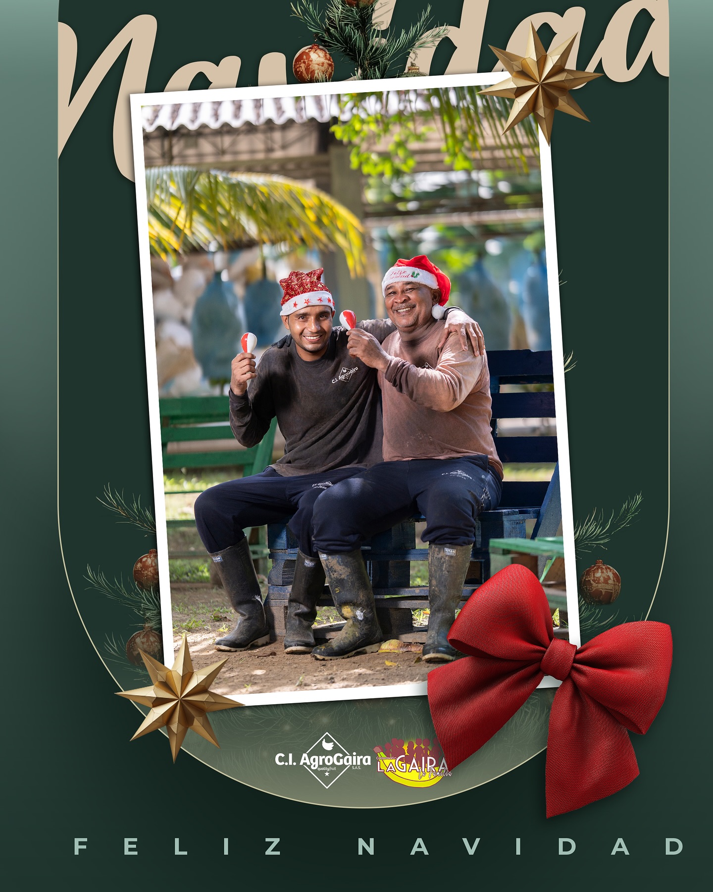 La Navidad nos invita a mirar lo recorrido con gratitud y a valorar la fuerza que nace cuando trabajamos unidos por un propósito común. Ha sido un año de aprendizajes, retos y logros compartidos, donde el compromiso y la solidaridad han marcado cada paso.
Creemos en un modelo que pone a las personas en el centro, que construye desde el respeto y que apuesta por un desarrollo más justo y sostenible. En esta temporada, celebramos el esfuerzo colectivo y la dedicación de quienes, con su trabajo diario, hacen posible seguir sembrando oportunidades para el futuro.
Deseamos que estos días estén llenos de unión, tranquilidad y nuevos sueños por cumplir. 🌿✨
#agropecuarialagaira #calidad #sostenibilidad #colombia #Urabá #SomosComercioJusto #Fairtrade