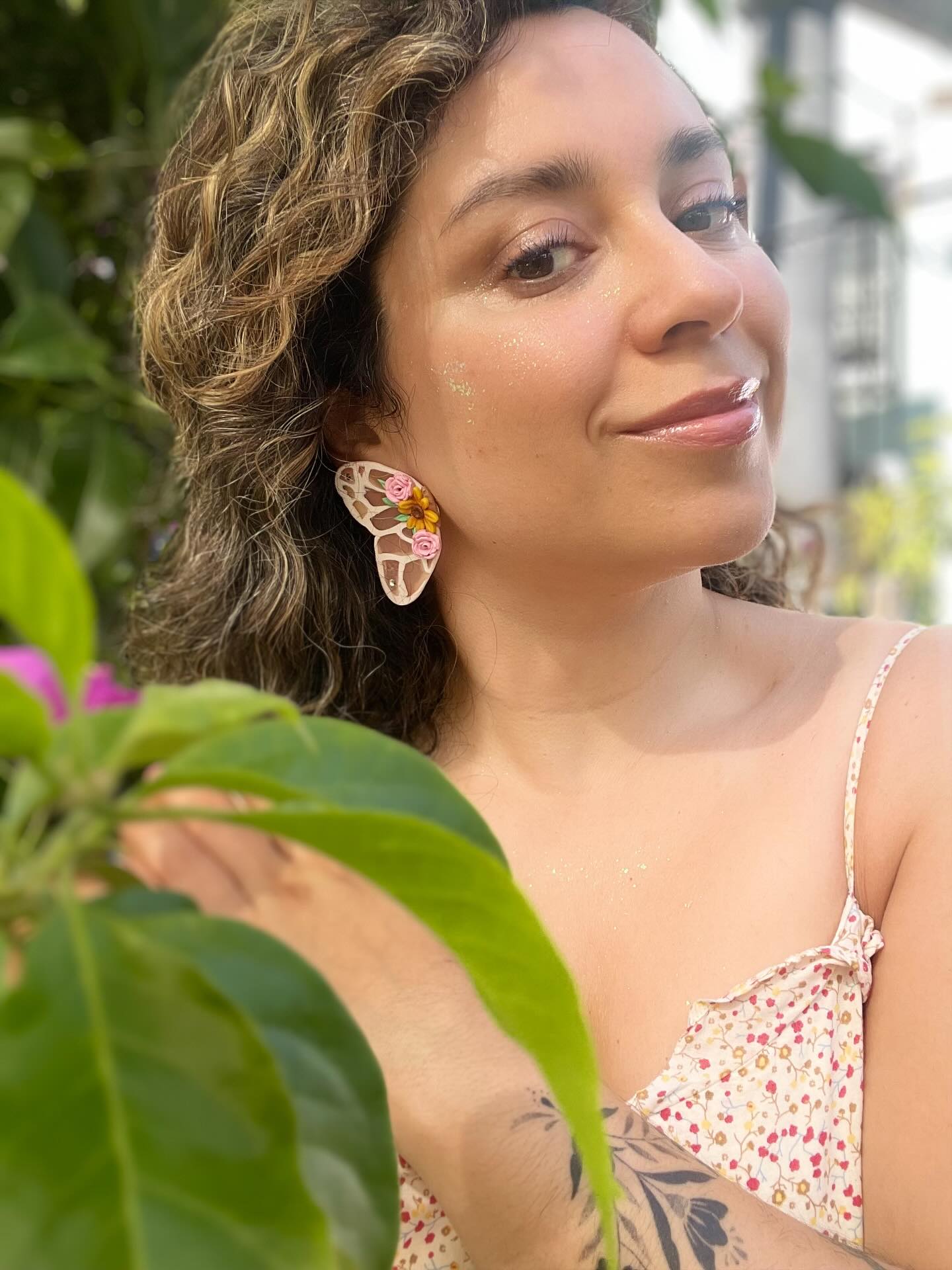 Que nunca falte el como se ven puestos 🙌 recuerden que son aritos únicos 🥰✨