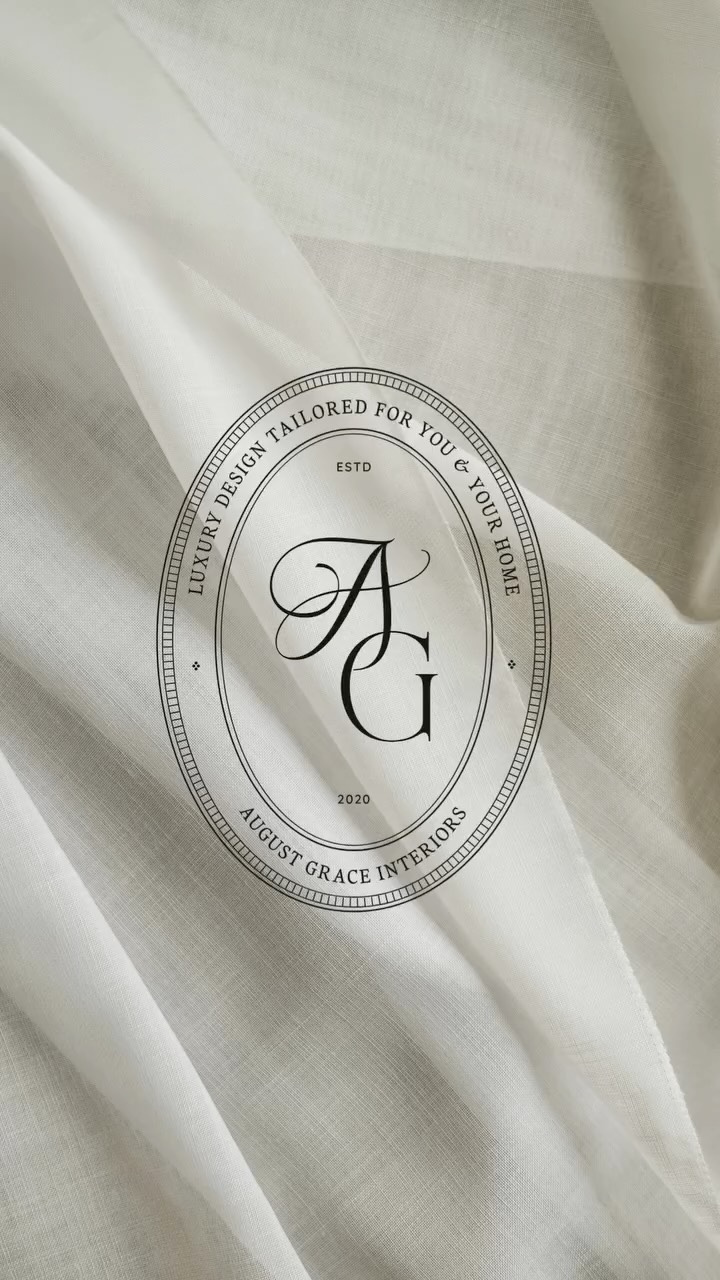 ….addicted to brand design ✨
#branddesigner