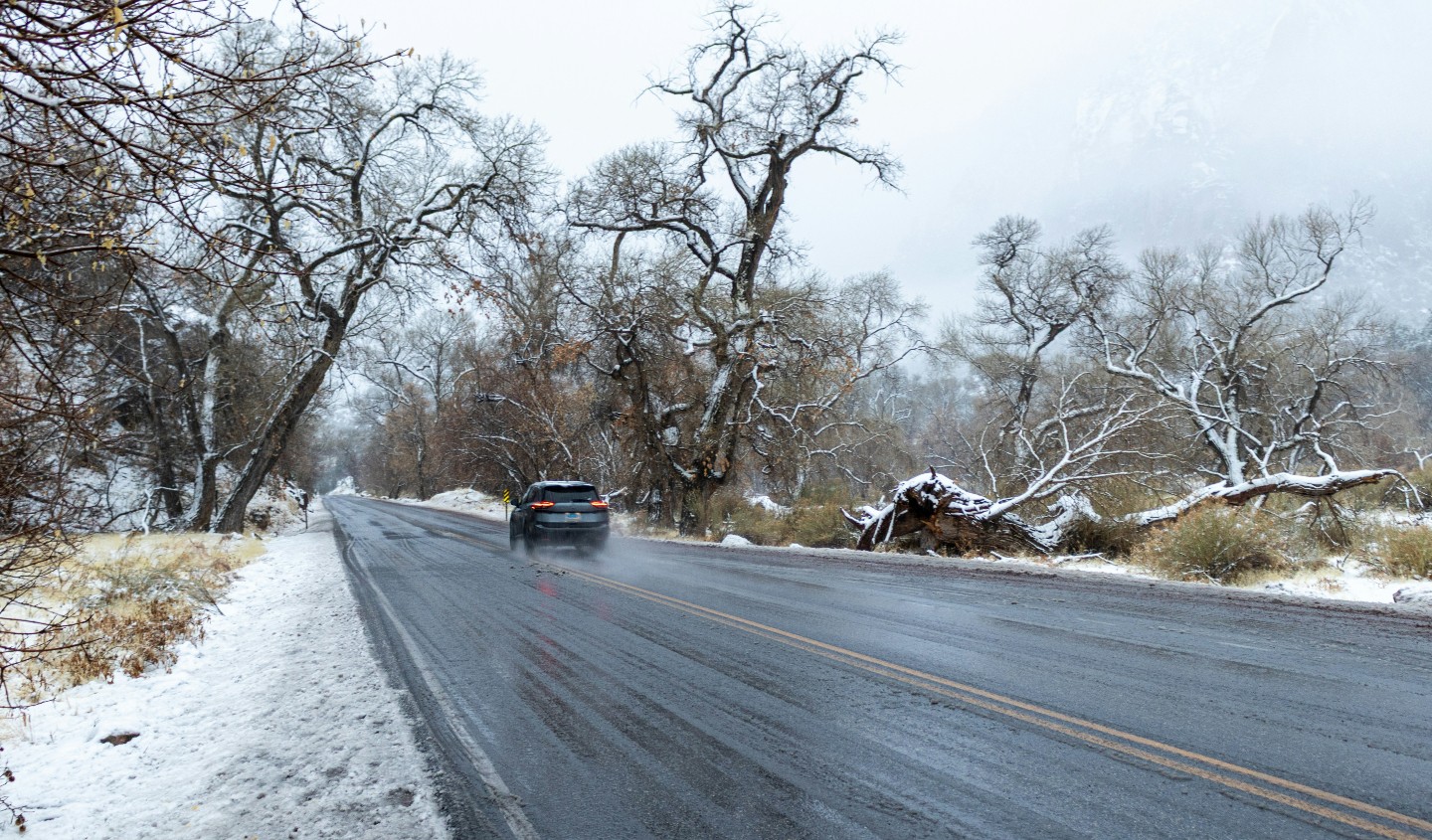In 2023, there were an estimated 100,000+ traffic crashes reported that occurred during snow or sleet conditions. As we officially enter winter in just a few days, brush up on these guidelines for safe driving: http://bit.ly/3KTuS5A