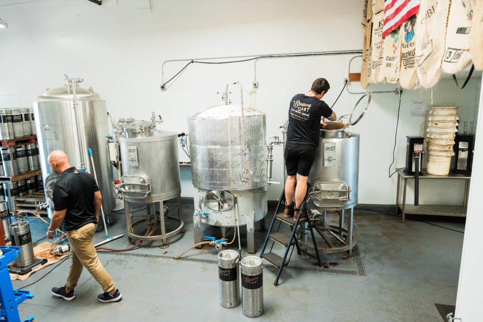 This is where Steeping Giant’s cold brew comes to life.
Hand-brewed, locally kegged, and ready to serve straight from the tap.
We’re not just brewing coffee, we’re fueling offices, cafés, and early mornings across SoCal. ☀️
#sandiegocoffee #coldbrewontap #localroaster #brewlocal #officecoffee