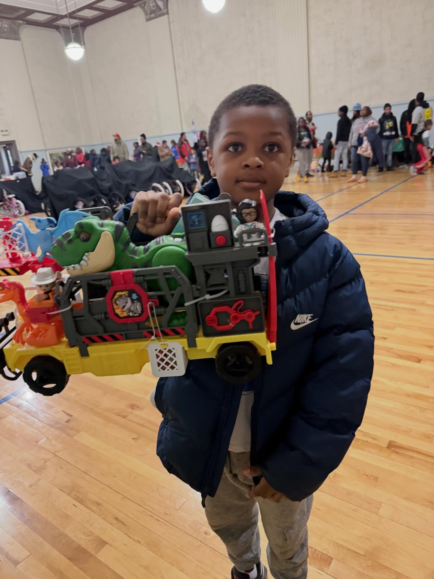 @thisislifechi Holiday Extravaganza