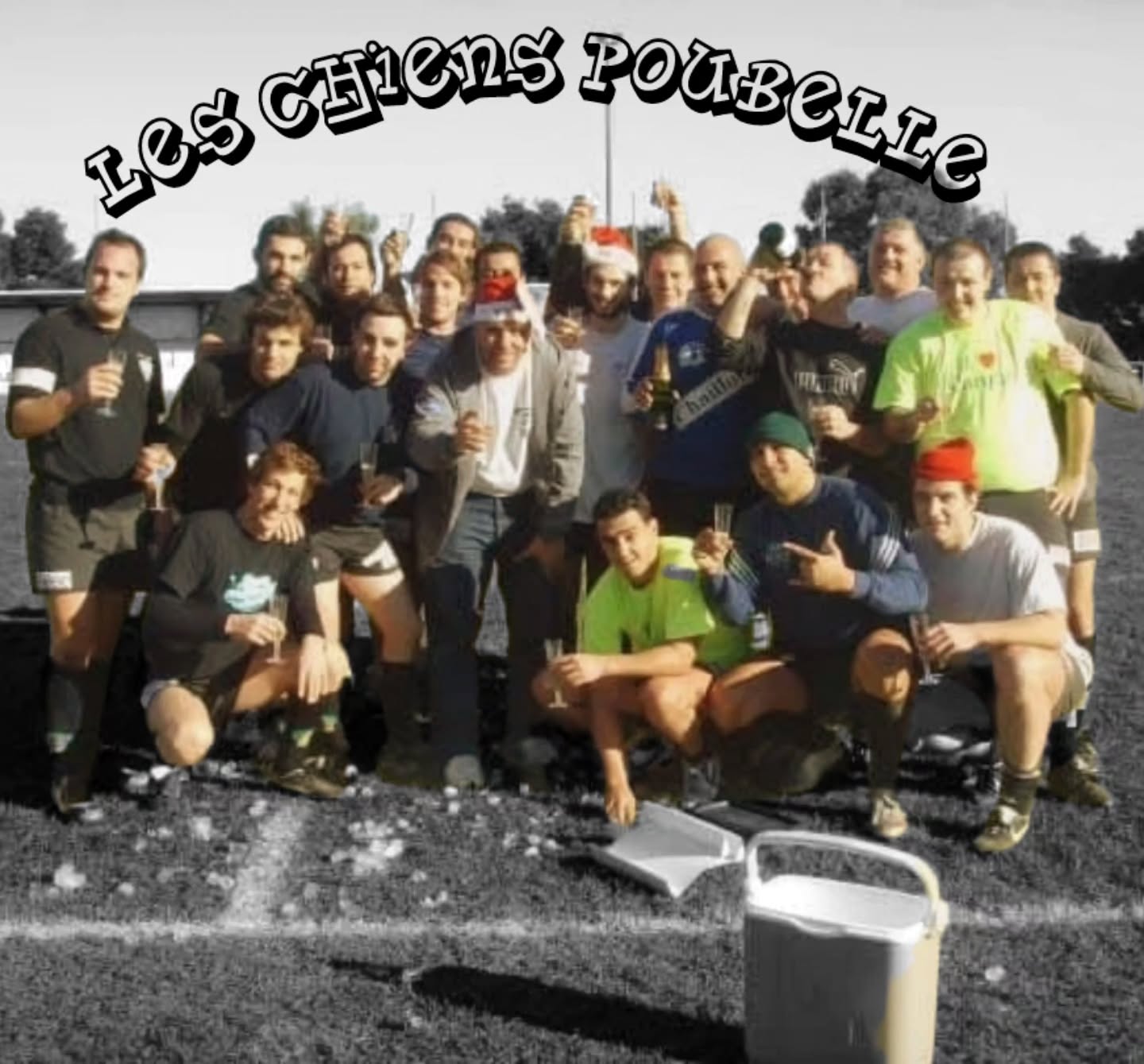 Rugby #chienspoubelle #bonnefėte