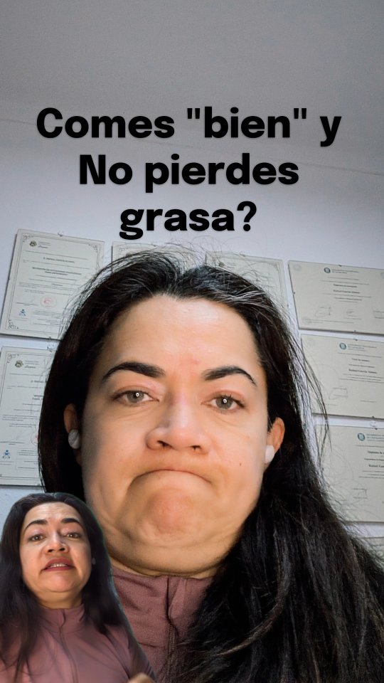 🛑 ¡Basta de culparte por "falta de disciplina"!
Si sientes que comes "bien", entrenas, pero la grasa corporal sigue ahí, necesitas entender esto: muy a menudo no es un problema de esfuerzo, es biología mal ajustada.
Tu cuerpo no está quemando grasa porque está ocupado lidiando con un caos interno. En el reel te explico cómo hay 7 hormonas clave que deciden si tu metabolismo funciona como un horno o como un almacén:
1️⃣ Insulina: Decide si la energía se usa o se guarda.
2️⃣ Grelina: Dispara tu hambre cuando duermes mal o te estresas.
3️⃣ Leptina: La señal de saciedad que el cerebro ignora cuando hay inflamación.
4️⃣ Cortisol: El estrés crónico que fija la grasa en tu abdomen.
5️⃣ Hormonas tiroideas: Tu acelerador metabólico natural.
6️⃣ Estrógenos y testosterona: Claves para tu composición corporal.
7️⃣ GLP-1: El regulador natural del apetito.
🧠 EL ESLABÓN PERDIDO: LA EPIGENÉTICA
¿Cómo saber cuál está fallando en TI antes de que sea un problema médico grave?
Aquí es donde la ciencia avanza. Con la Epigenética podemos detectar de forma temprana estos desequilibrios en tu organismo y prevenir alteraciones endocrinas. Dejamos de adivinar y empezamos a trabajar con precisión sobre lo que tus células necesitan.
🔥 ¿Quieres dejar de luchar contra tu cuerpo y analizarlo con ciencia?
Escribe la palabra ESTUDIO abajo en los comentarios 👇 y te enviaré por privado la información para agendar tu visita a mi consulta.
#SaludHormonal #Epigenetica #MetabolismoLento #PerdidaDeGrasa #ResistenciaALaInsulina #SaludIntegrativa #Hormonas #CortisolAlto #Tiroides #NutricionFuncional #MedicinaPreventiva #Estancamiento #BienestarIntegral #BiohackingSalud