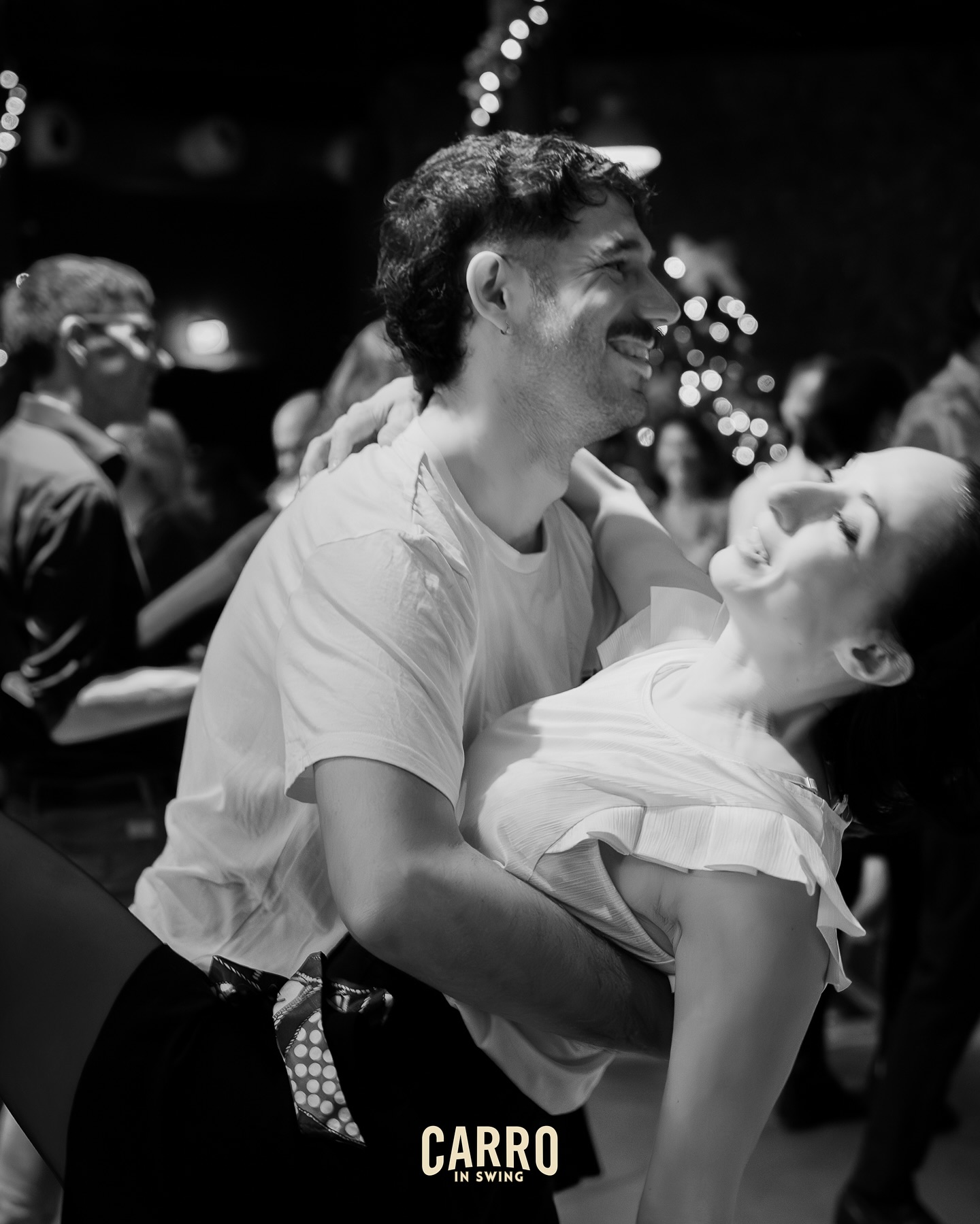 Casquet time 💥 TUTTE LE FOTO FUORI ORA SULLA NOSTRA PAGINA FACEBOOK! 💥
Ci vediamo domenica prossima in pista per l’ ultima serata dell’ anno per festeggiare il Natale 🎅🏻
Ph @l_mediaproductions
📍 Carro Social Club
#swingdance #socialdance #party #community #dancers #swingmilano