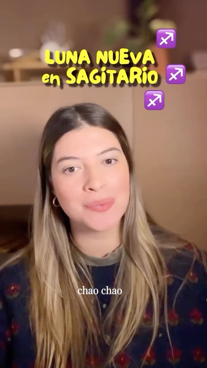 Está Luna nueva se siente como un nuevo comienzo para pensar en grande, aunque todavía no esté todo claro. Este momento abre ganas de aprender, moverte, conversar y buscar un rumbo que sí conecte contigo, pero sin apuros. Los vínculos y charlas que surjan ahora pueden convertirse en alianzas o decisiones que marcan los próximos meses. Nada se resuelve de inmediato. Primero toca ordenar ideas, poner límites y elegir a qué sueños sí vale la pena dedicarles energía, incluso si aún faltan respuestas.
#astrología #lunanueva