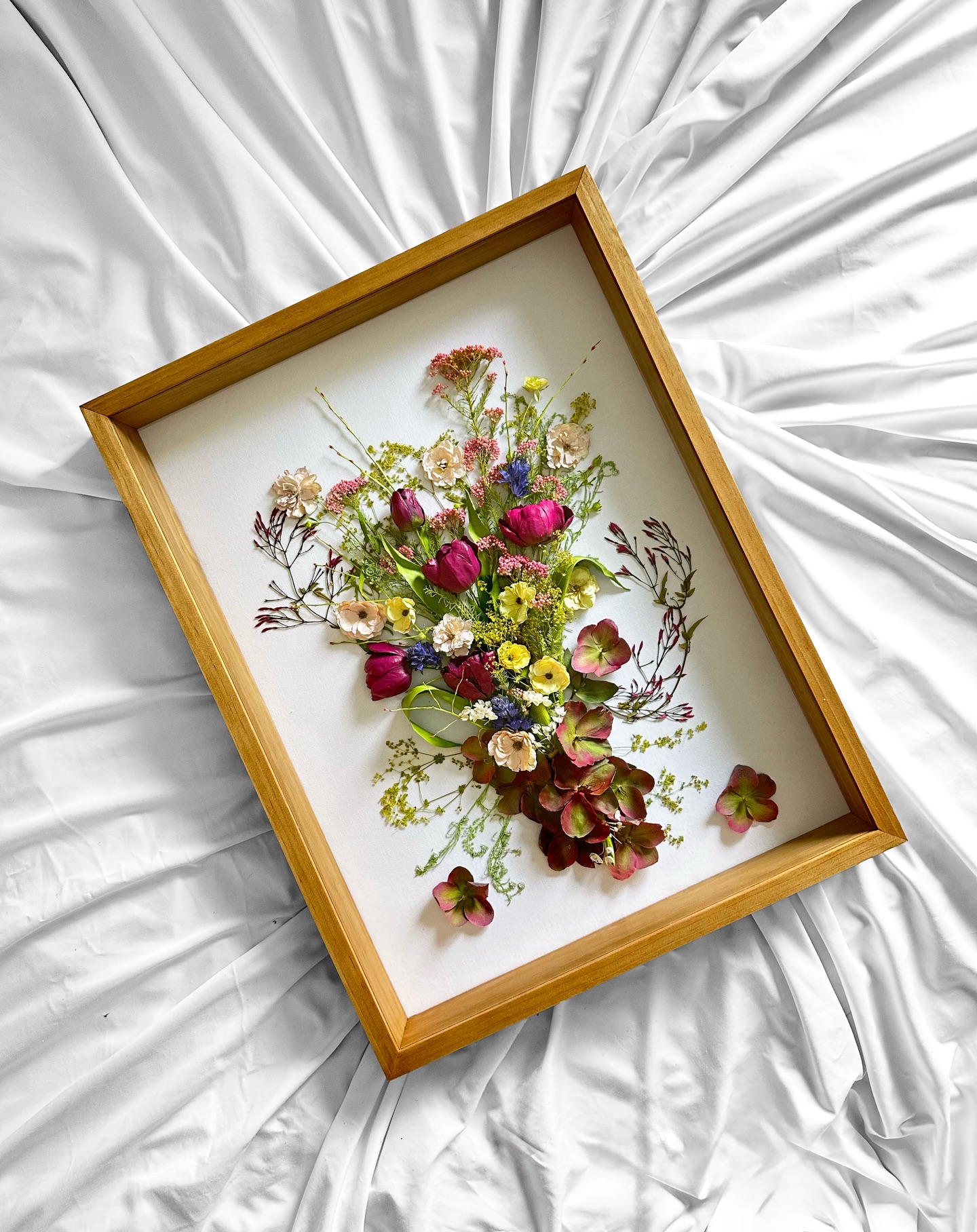 2026/2027 Flower Preservation Reservations are open.
We take a limited number of bookings per month/year. Do not delay in booking, Inquire about your special date through DM or our website. :)
Kim reached out to me last year to learn more about my work and explore offering it to her clients—such a generous and thoughtful gesture from a fellow flower lover.
I immediately fell in love with her. Kim’s passion for what she does truly radiates through her voice, and I felt instant gratitude that the universe brought us together.
We decided to do a collaborative piece. I met her halfway between our studios to pick up her stunning spring inspired bouquet. Kim’s floral style is beautifully dynamic, full of vibrancy, movement, and energy—everything I love working with in preserved art. I was absolutely over the moon when I saw what she brought me.
Kim is constantly learning, growing, and investing in herself and her floral design business. I loved how openly she shared her story with me. She serves the Capital Region of New York and its surrounding areas, and I can’t recommend her enough for all your special floral needs.
Collaborating with other artists is one of my favorite things to do. If you’re interested in working together, I’d love to hear from you.
18x24- Warm Oak
#flowerpreservation #weddingflorists #weddingvendor #wedding #artistcollab