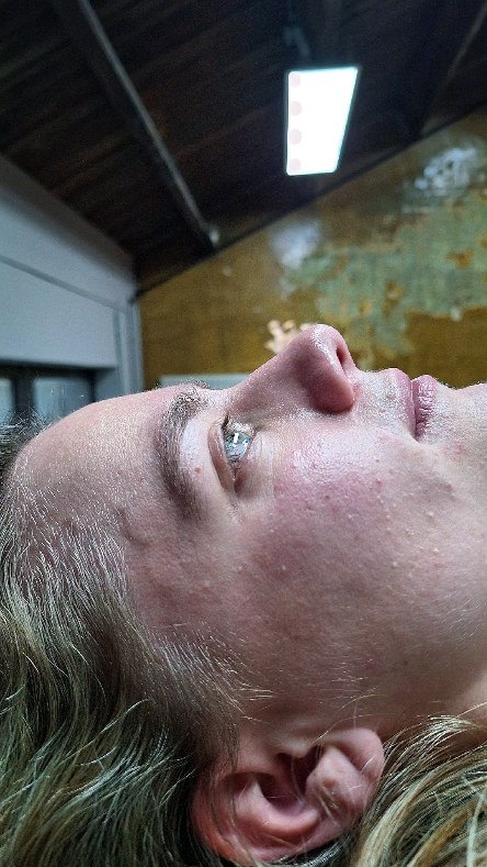 Deze klant is helemaal klaar voor de feestdagen.
Wil jij ook je wenkies en lashes on fleek, boek dan snel je afspraak!
#lashlift #2800love #kerst