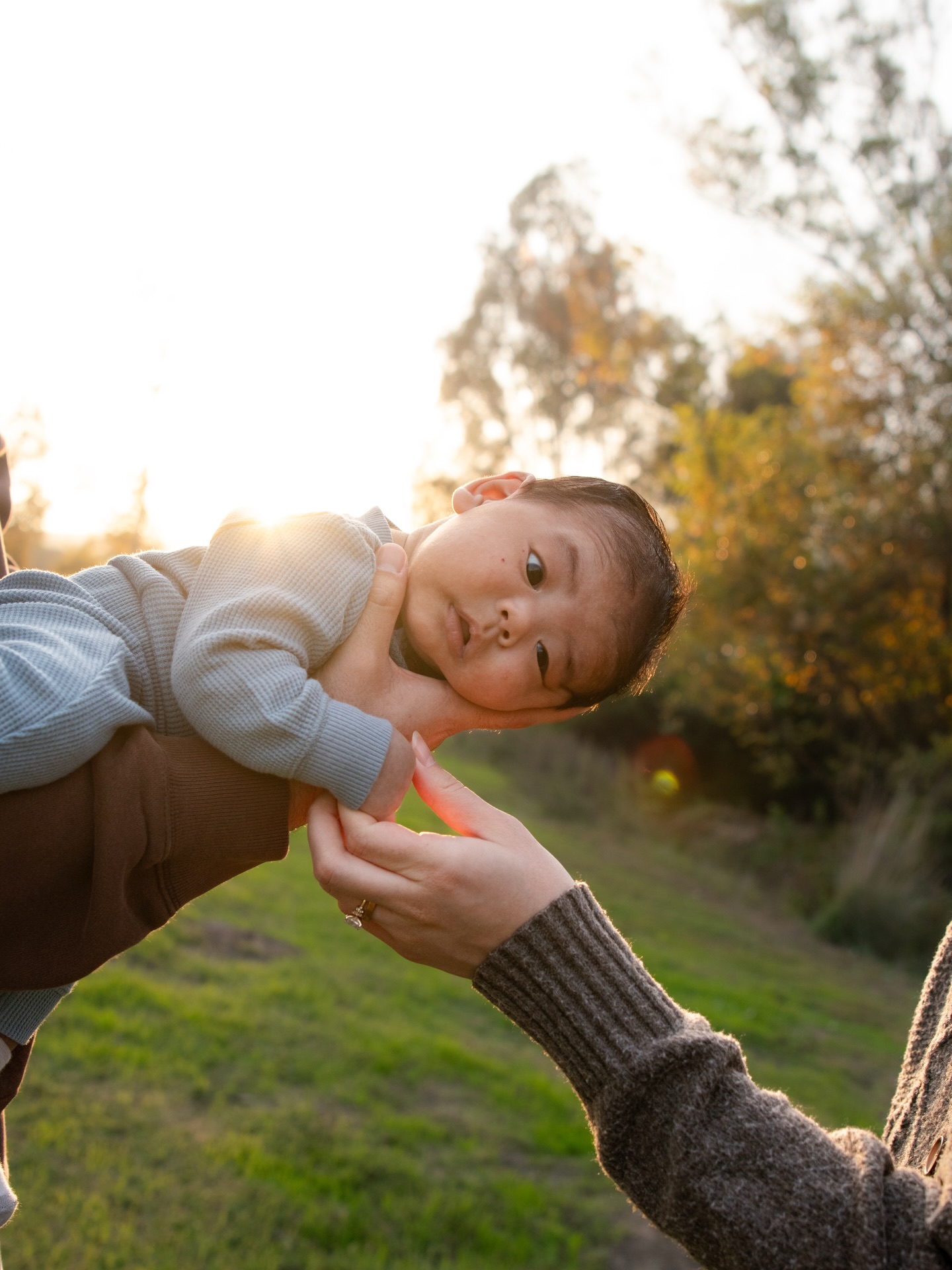 Finishing my last 2025 photoshoot today and just feeling so grateful for the opportunity and outlet this business has given me! A big Merry Christmas from us at M & Em and a HAPPY NEW YEAR! 🎄🎆