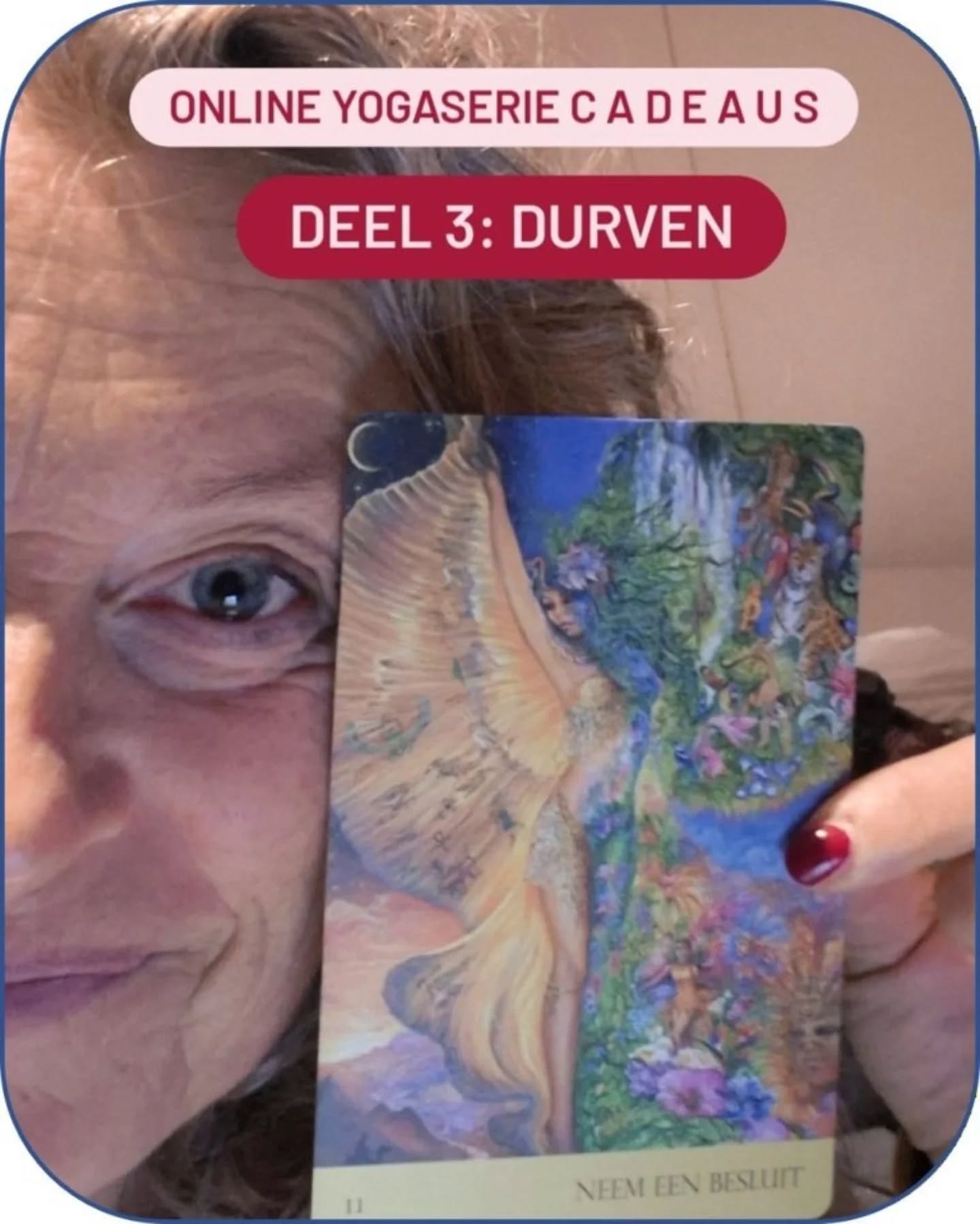 Waar kun jij wel een extra zetje gebruiken?
🔥Durven voelen wat je écht wilt?
🔥Durven je uit te spreken?
🔥Durven ruimte in te nemen.
🔥Of juist: durven begrenzen.
Onze eigen-wijsheid weet dat allang.
En soms helpt een klein duwtje:
een yogales, een kaartje, een helder moment.
🔥Voor mij betekende DURF afgelopen week:
knopen doorhakken voor Portugal in maart. Tickets geboekt, programma helder, rekening houdend met een aantal lieverds om me heen, inclusief met mezelf. Gelukt. Halleluja! En ineens: nóg meer zin in maart Portugal!
Je kunt er nog bij zijn van 7 tm 13 maart
Of
🕘 Zaterdag 9.00 uur onlinelive of later via replay
🔗 beide linken in bio
Waar gaat jouw durf heen of waar zit je angst/twijfel? Benieuwd!
Overige 'durf-momenten' van afgelopen week:
- foto 2: Durf om een echte vraag te stellen:
Hoe zou jij later herinnerd willen worden?
Een gesprek dat bleef hangen, tijdens de yogales van @hoyt8 bij @dnys,
waar we de verjaardag van Femme vierden. 🎈
- foto 3: Durf om het nog één keer te zeggen:
Er is onverwacht nog één plek vrij… voor jou?
Soms is geluk gewoon durven herhalen.
- foto 4: mooi de expositie van Erwin Olaf in het Stedelijk!
Niet wegkijken is ook een vorm van durven....
-foto 5: Durf om stil te staan. De tijdelijke herdenkings- en vieringskas op de Elandsgracht, ga dat zien. Zo’n mooi initiatief. 🌱
#yogametsuus #cadeaus #durven #3dechakra #kracht #yogalesonline #flowenyin #yogadiebeweegt