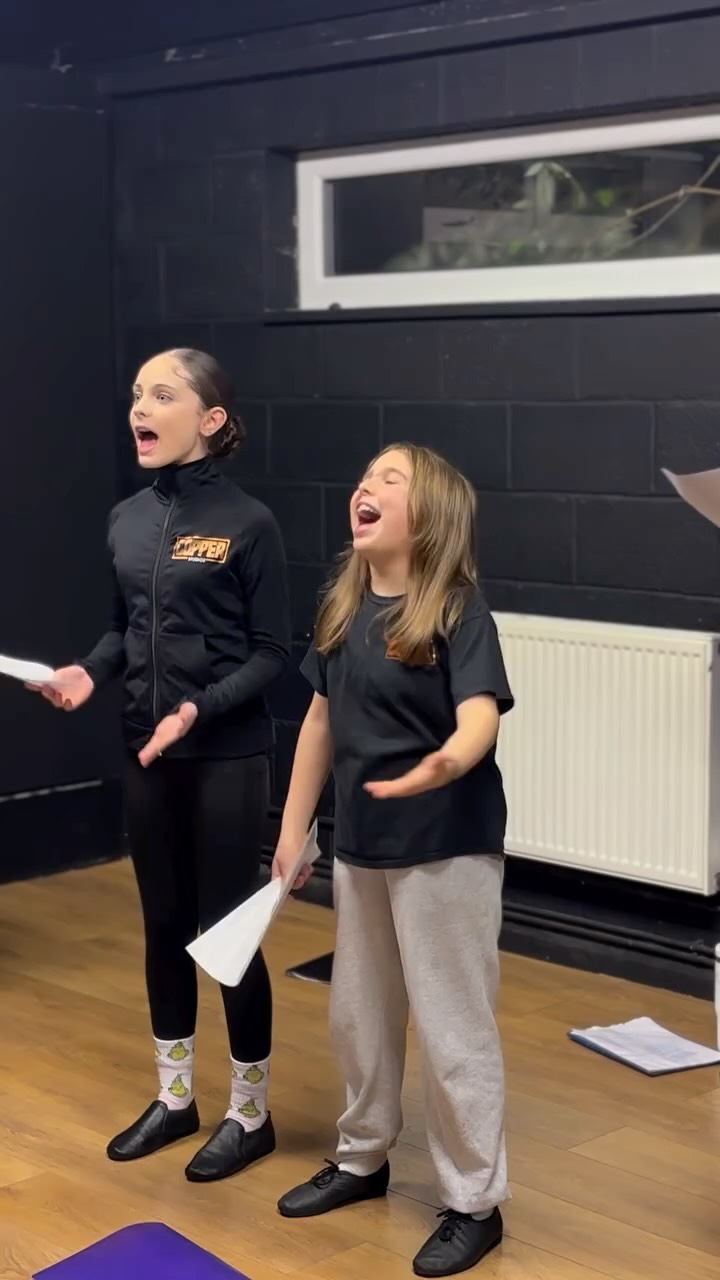 Welcome to Copper Studios without a trending audio 🎧
60 seconds of raw, unedited footage from classes throughout week,exactly as it happened.
Real moments straight from the camera ✨
#copperstudios #musicaltheatre #performingarts #theatreschool #notrendingaudio