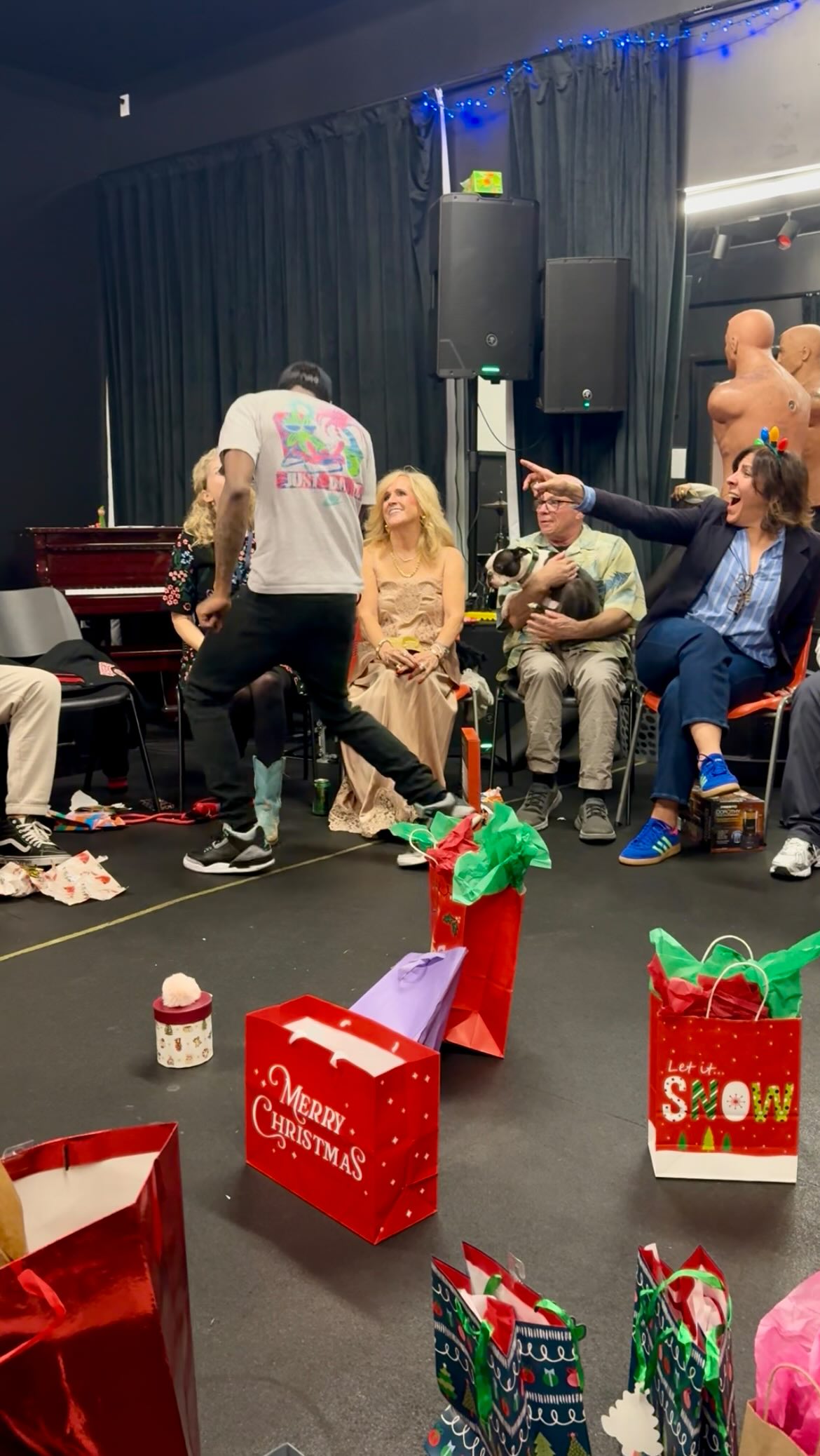 We didnât get much footage at our holiday party this year, but weâll never miss a good White Elephant gift steal.
Happy Holidays from all of us at JGD! â€ïžđâš
.
.
#happyholidays #whiteelephant