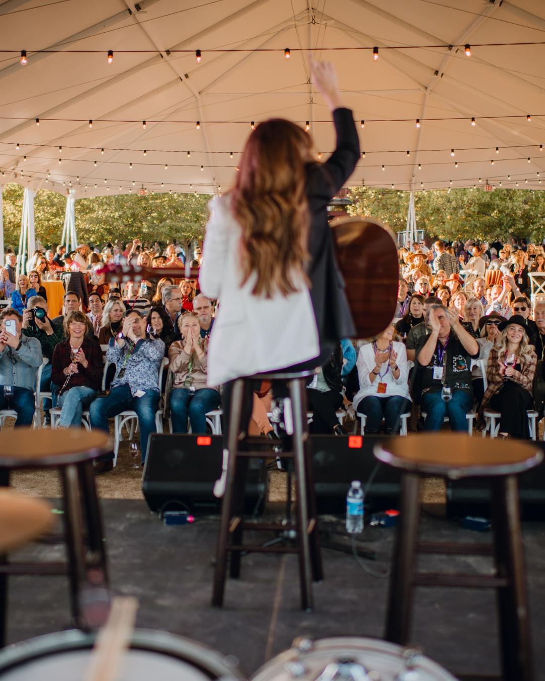 Some experiences can’t be bought, only invited. ✨
Alpenglow Travel is extending exclusive access to “Live in the Vineyard Goes Country,” an intimate, invitation-only celebration of music and wine set in the heart of Napa Valley. 🎶🍷
Think private performances by today’s hottest country artists, food by world-renowned chefs, and wine selections from Napa’s most revered vintners.
🌼 April 21–23, 2026
🍇 Napa Valley, CA
⭐ Only 10 VIP spots available
Learn more at the link in our bio or inquire directly to reserve your place. Email info@alpenglowtravel.com.
Need a last-minute holiday gift? 🎁 Give the gift of an unforgettable weekend filled with great music, incredible food, and exceptional wine.
.
.
.
.
#AlpenglowTravel #LiveInTheVineyard #LuxuryTravel #NapaValley #ExclusiveExperiences #InvitationOnly