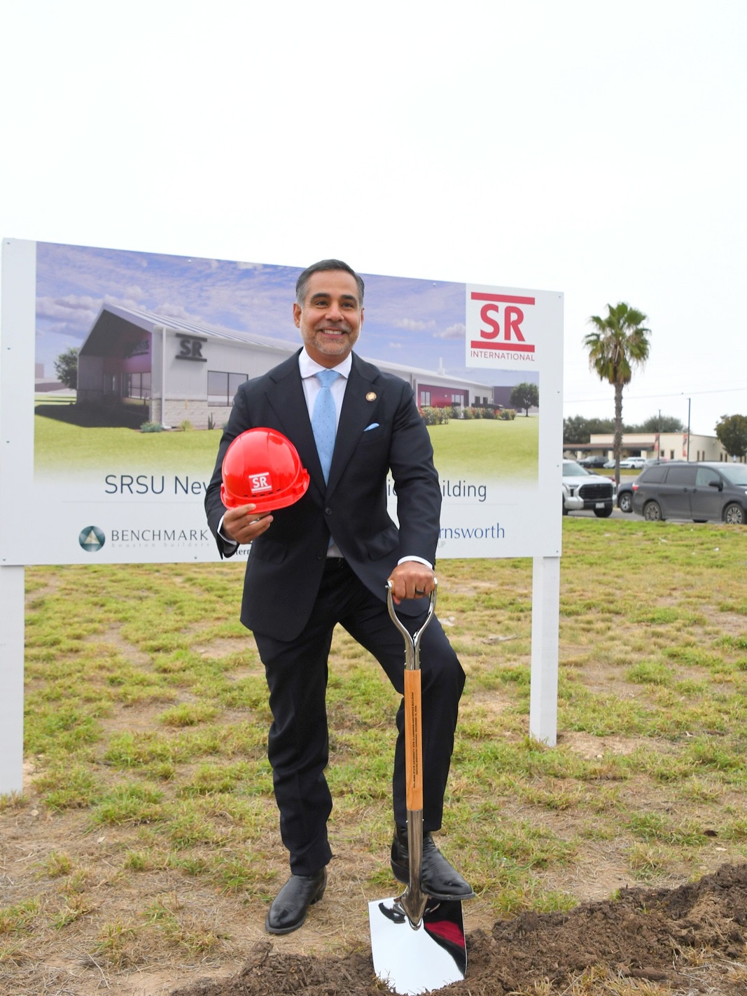 I had the privilege of attending the inauguration of the newly remodeled Sul Ross State University International Building and the groundbreaking ceremony for a newly constructed building to serve Sul Ross State University International.
Big things continue to happen for our communities with Sul Ross State University’s commitment to our region. With the recent passage of HB 1022, we are expanding Sul Ross State University International to a full four-year college allowing our students to pursue their bachelor degrees here at home with anticipated enrollment beginning Fall 2026, pending accreditation.
I remain committed to ensuring every student in our region has access to opportunity to obtain their higher education and kickstart their careers here at home.
#MoralesForTexas #AVoiceForAll