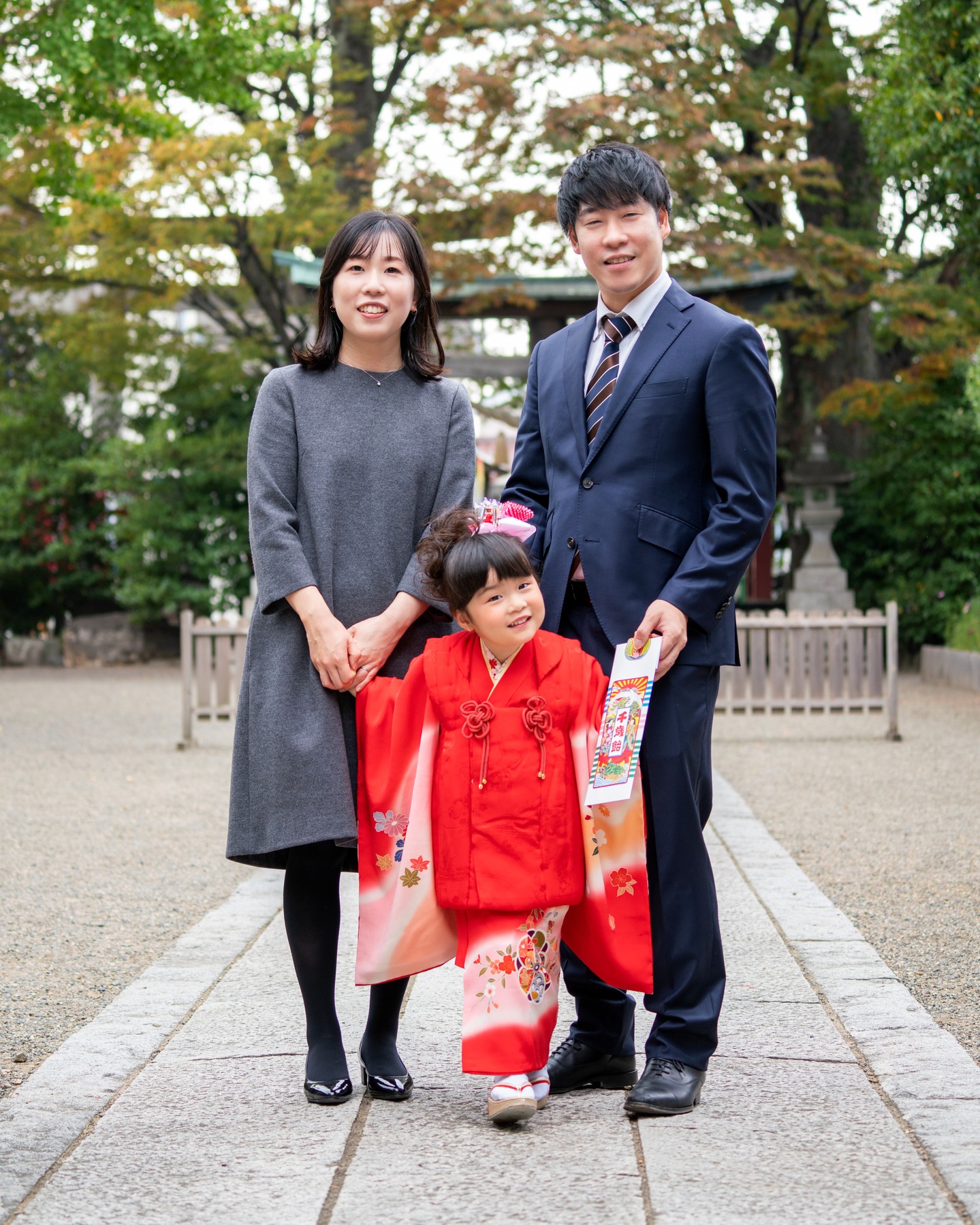 前川神社で3歳です。
---------- 鈴木写真スタヂオ
川口市芝3-18-16
9:00-18:30
火曜定休
#川口市 #蕨市 #戸田市 #さいたま市 #埼玉 #成人記念 #七五三 #五歳 #1才のお誕生日 #写真館 #写真スタジオ #誕生日写真 #バースデー #入学 #入園 #お宮参り #卒業 #卒園 #前川神社 #3歳
鈴木写真スタヂオ-online
https://suzuphotodio.base.shop/