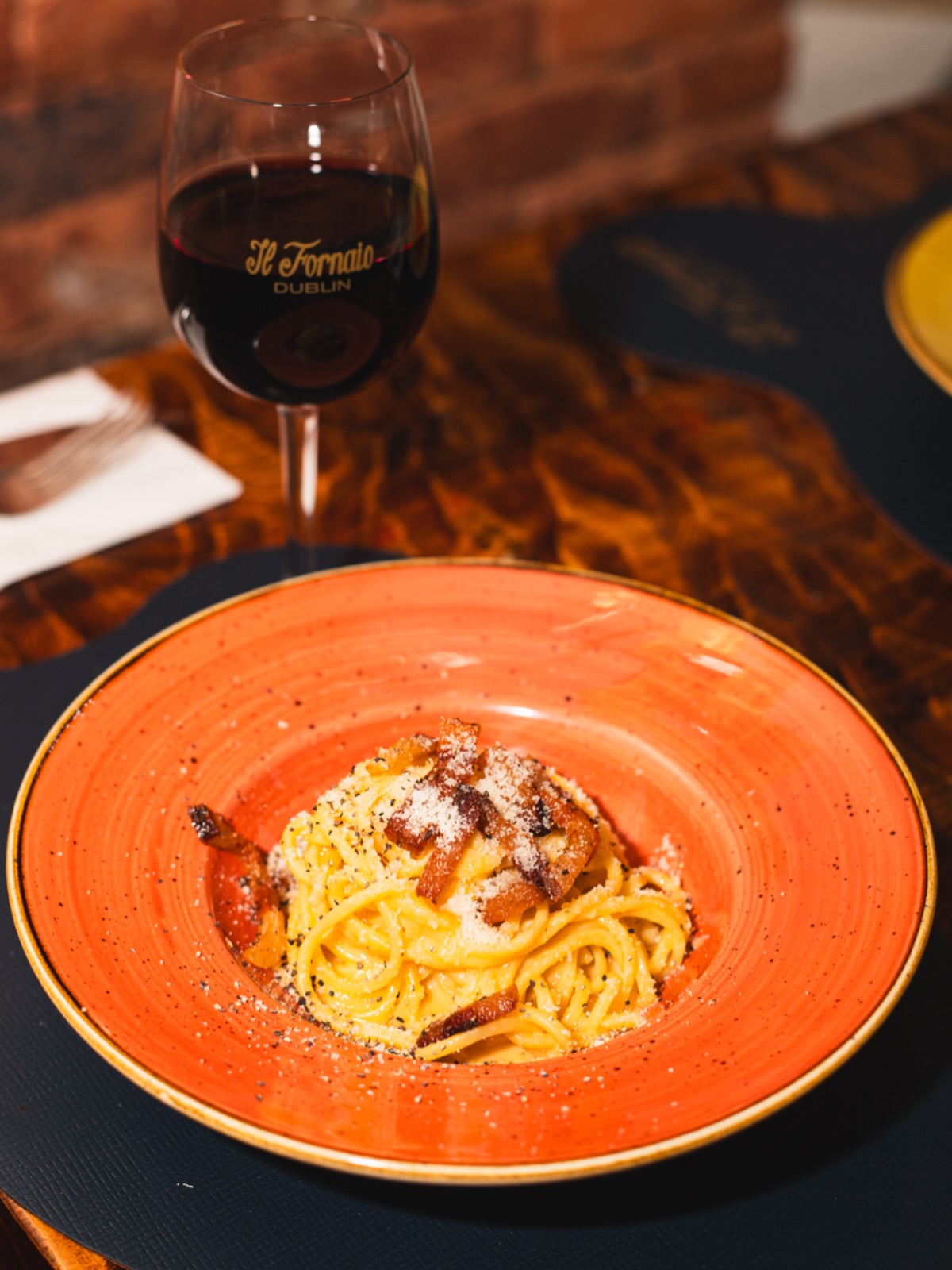 Santa prefers carbonara , we checked. 🎅🍷
#carbonara #redwine #christmasiscoming #italian