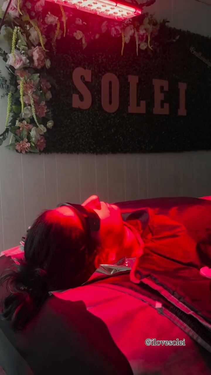 Hot girls invest in their wellness 💅🏻
Sauna. Lymphatic Detox. Repeat. 🔥